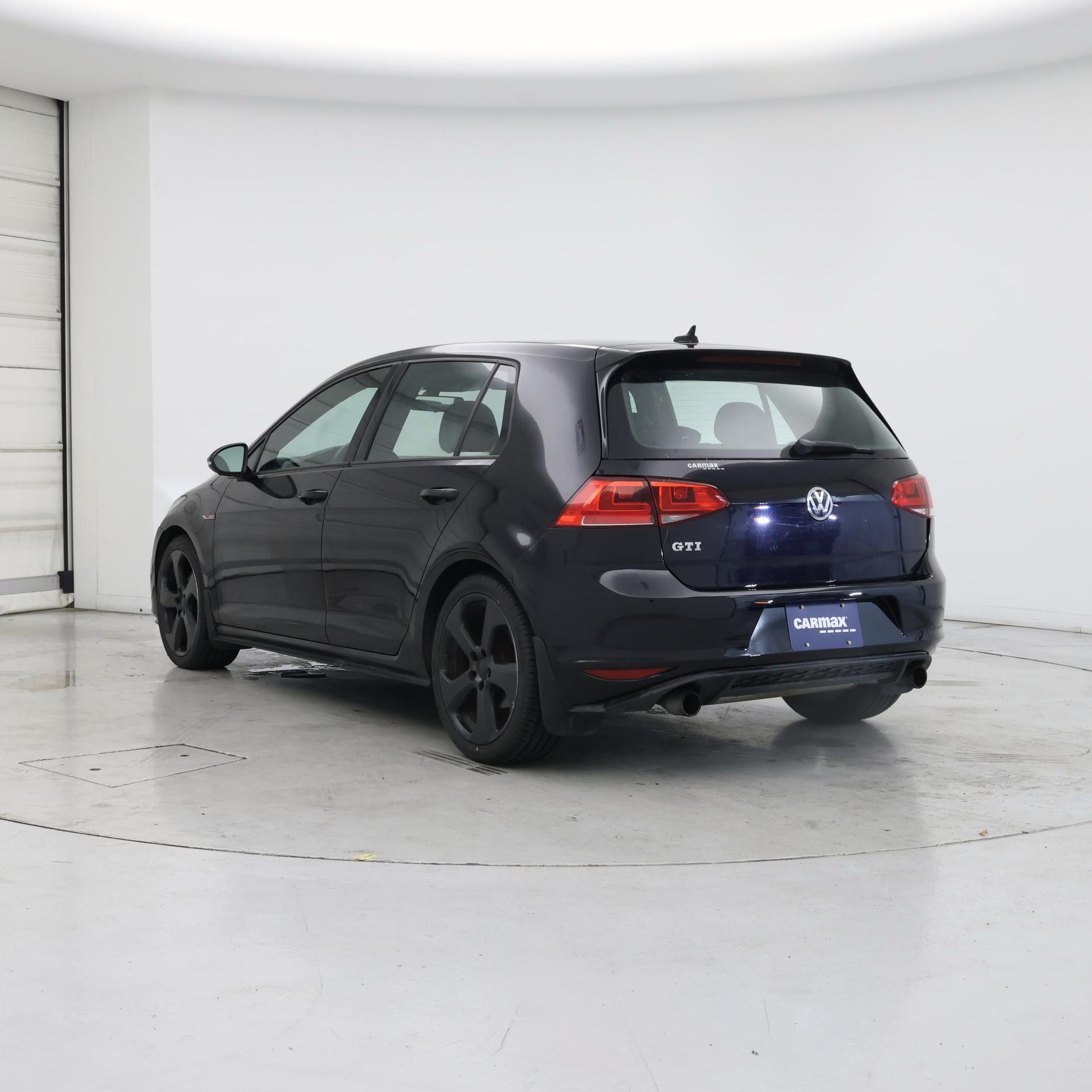 Thumbnail: 2015 Volkswagen Golf - 2