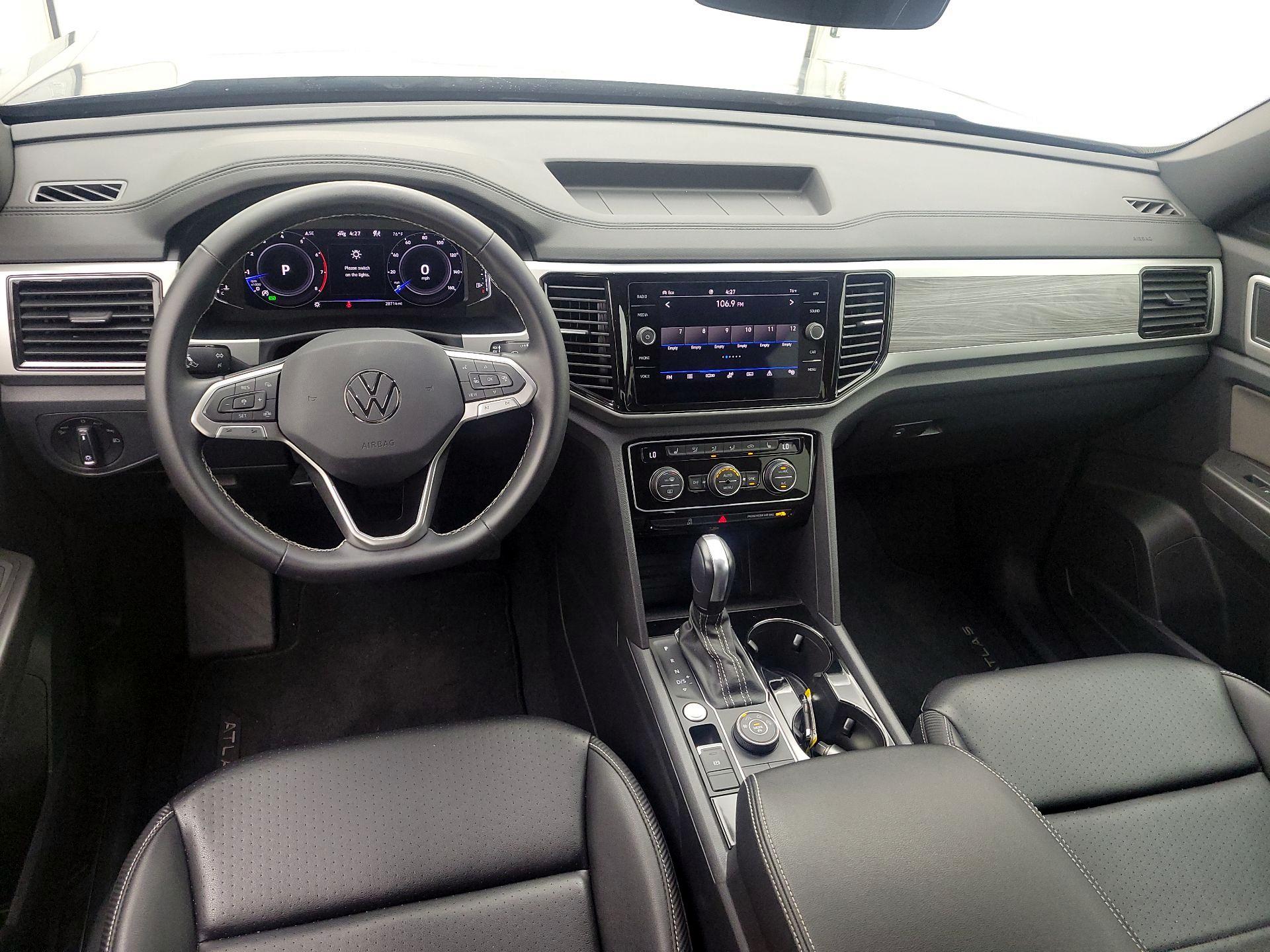 Thumbnail: 2022 Volkswagen Atlas - 9