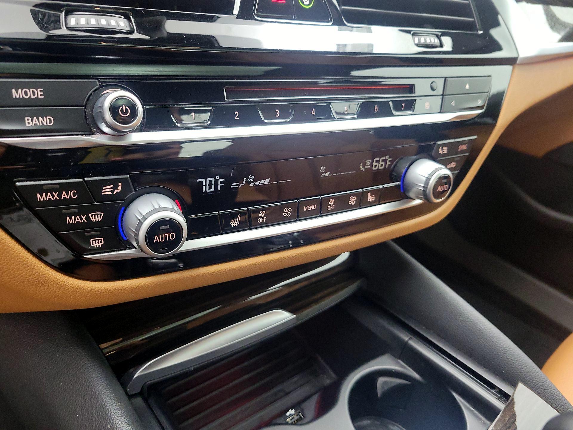 Thumbnail: 2019 BMW 5 Series - 17