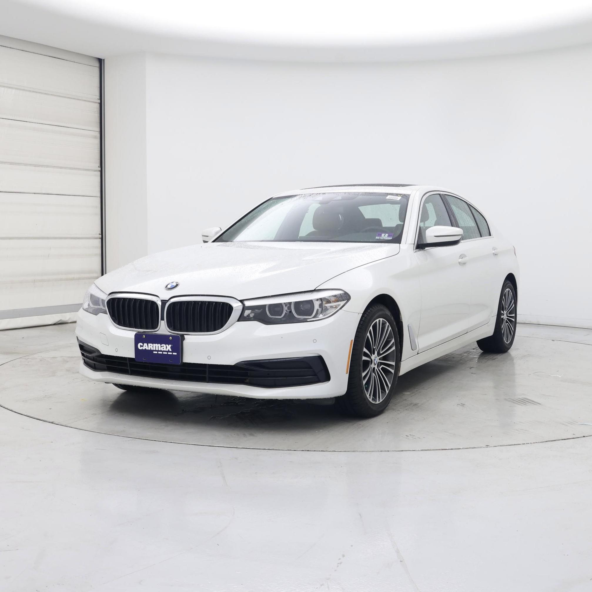 Thumbnail: 2019 BMW 5 Series - 4
