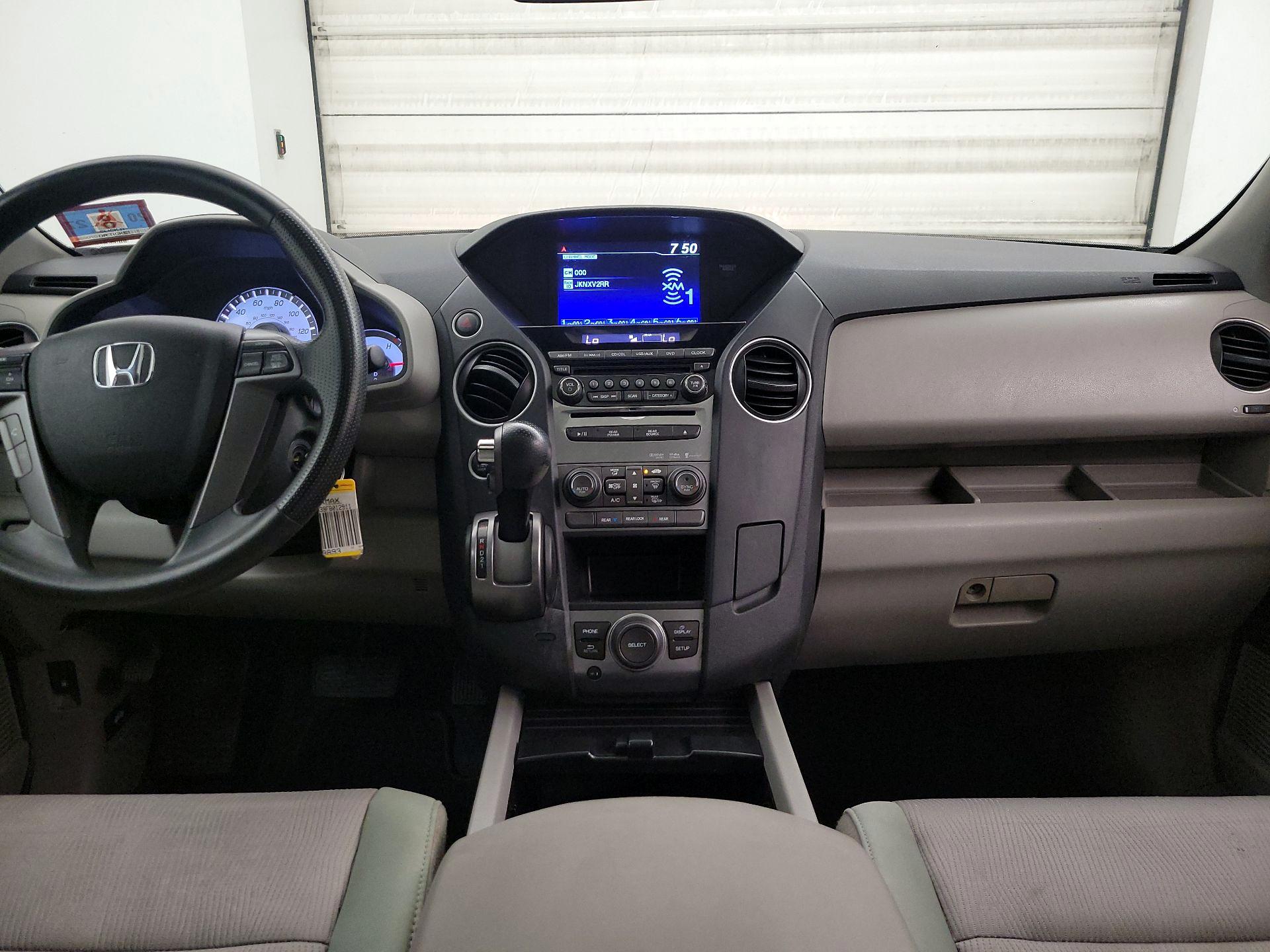 Thumbnail: 2015 Honda Pilot - 9
