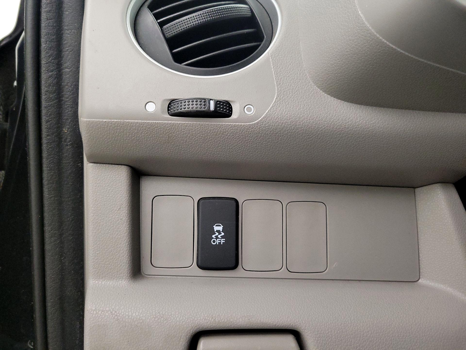 Thumbnail: 2015 Honda Pilot - 13