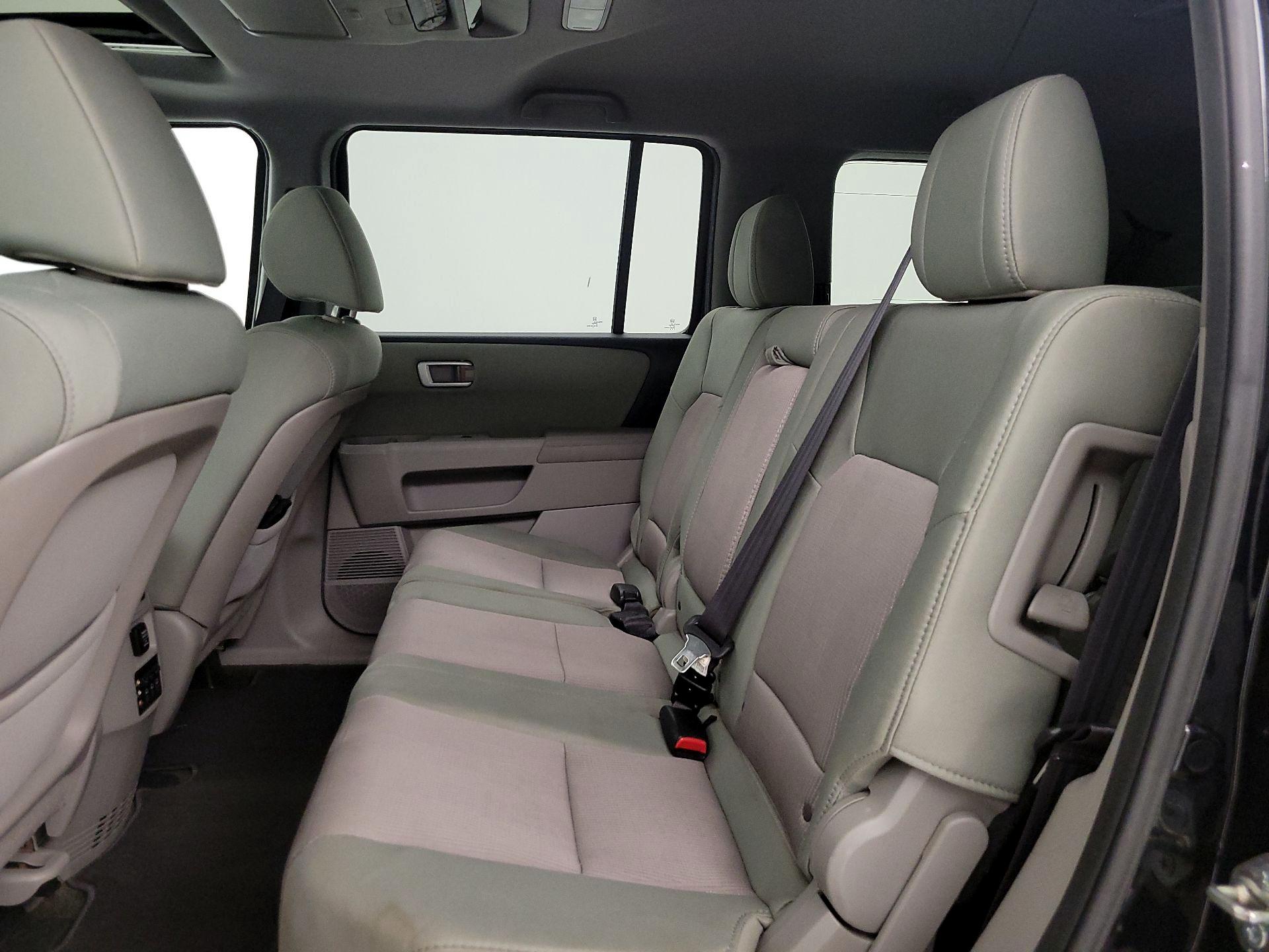 Thumbnail: 2015 Honda Pilot - 20