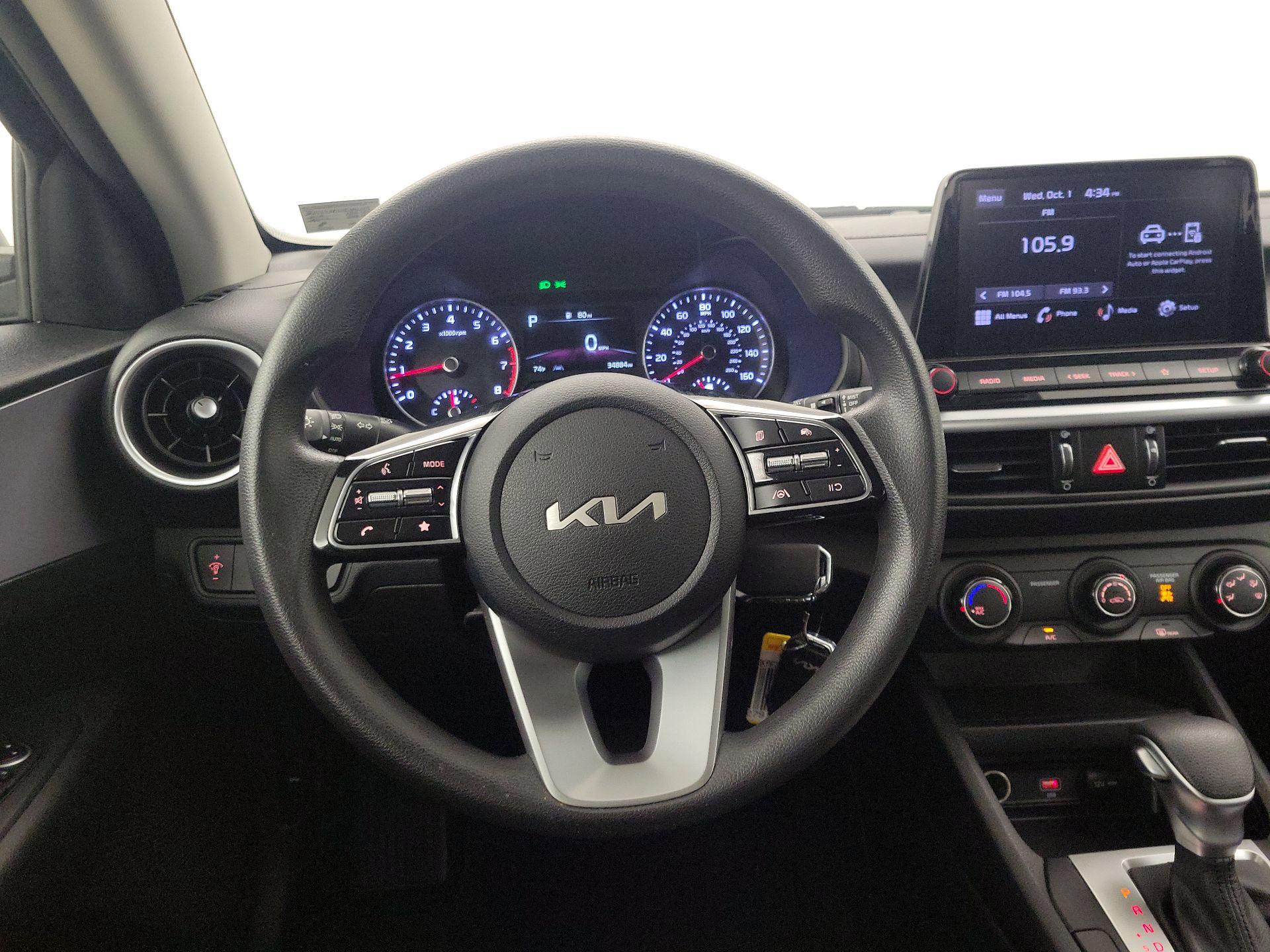 Thumbnail: 2022 Kia Forte - 10