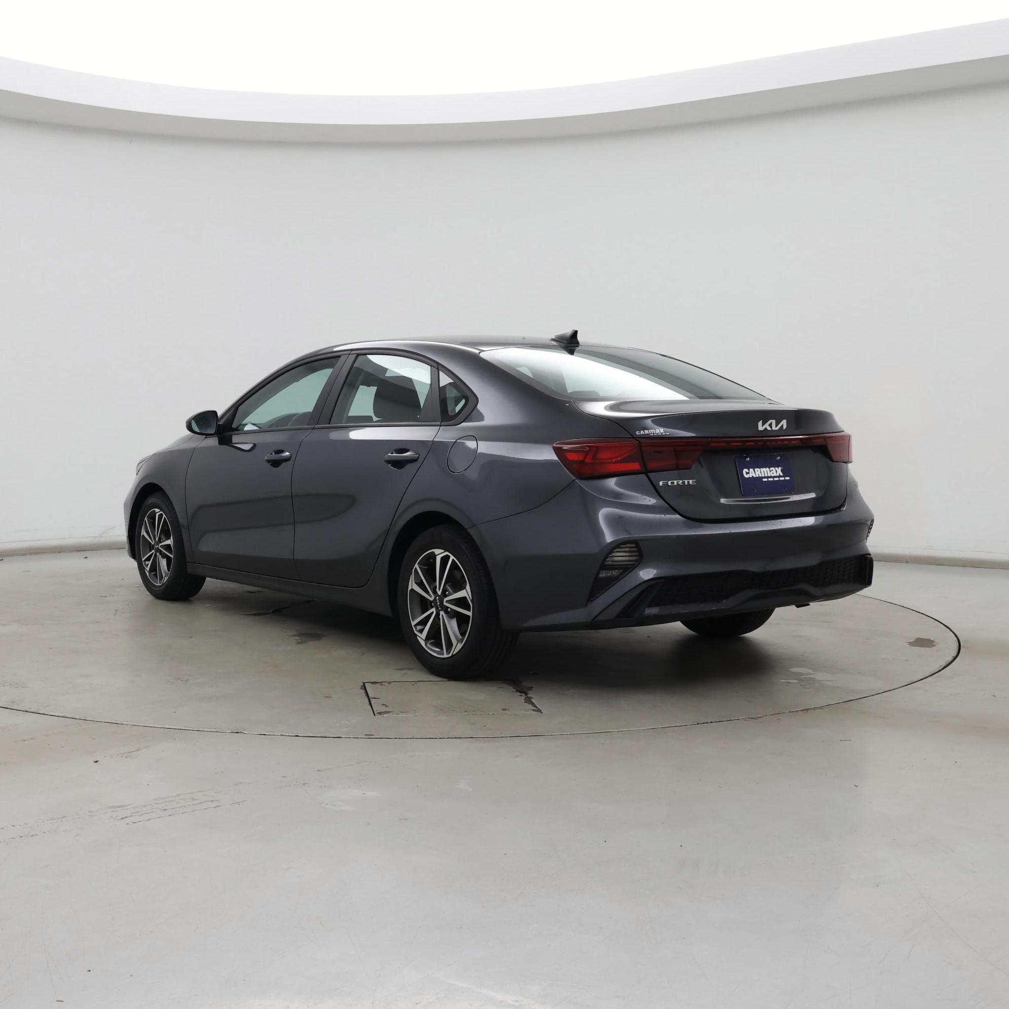 Thumbnail: 2023 Kia Forte - 2