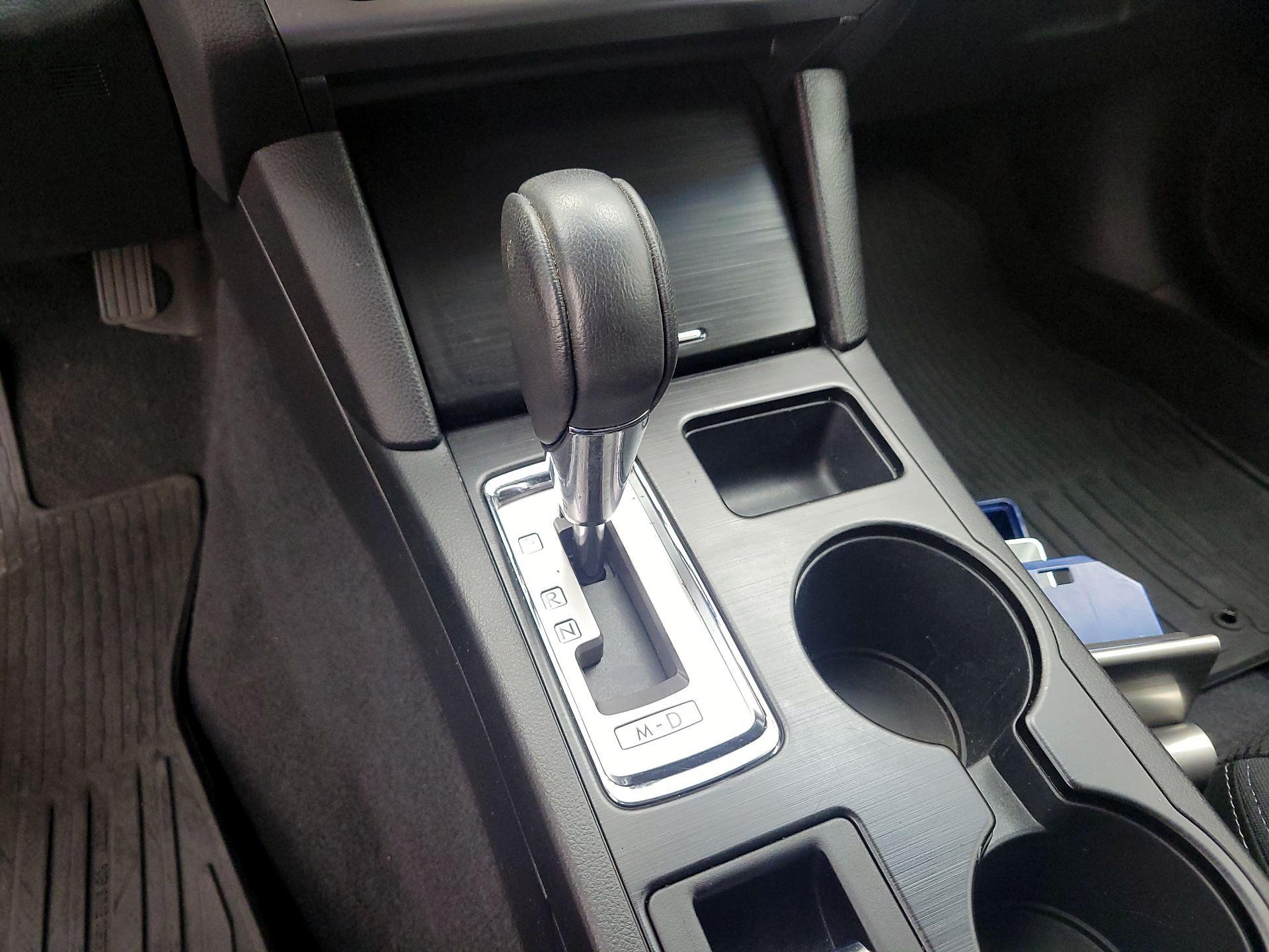 Thumbnail: 2015 Subaru Outback - 17