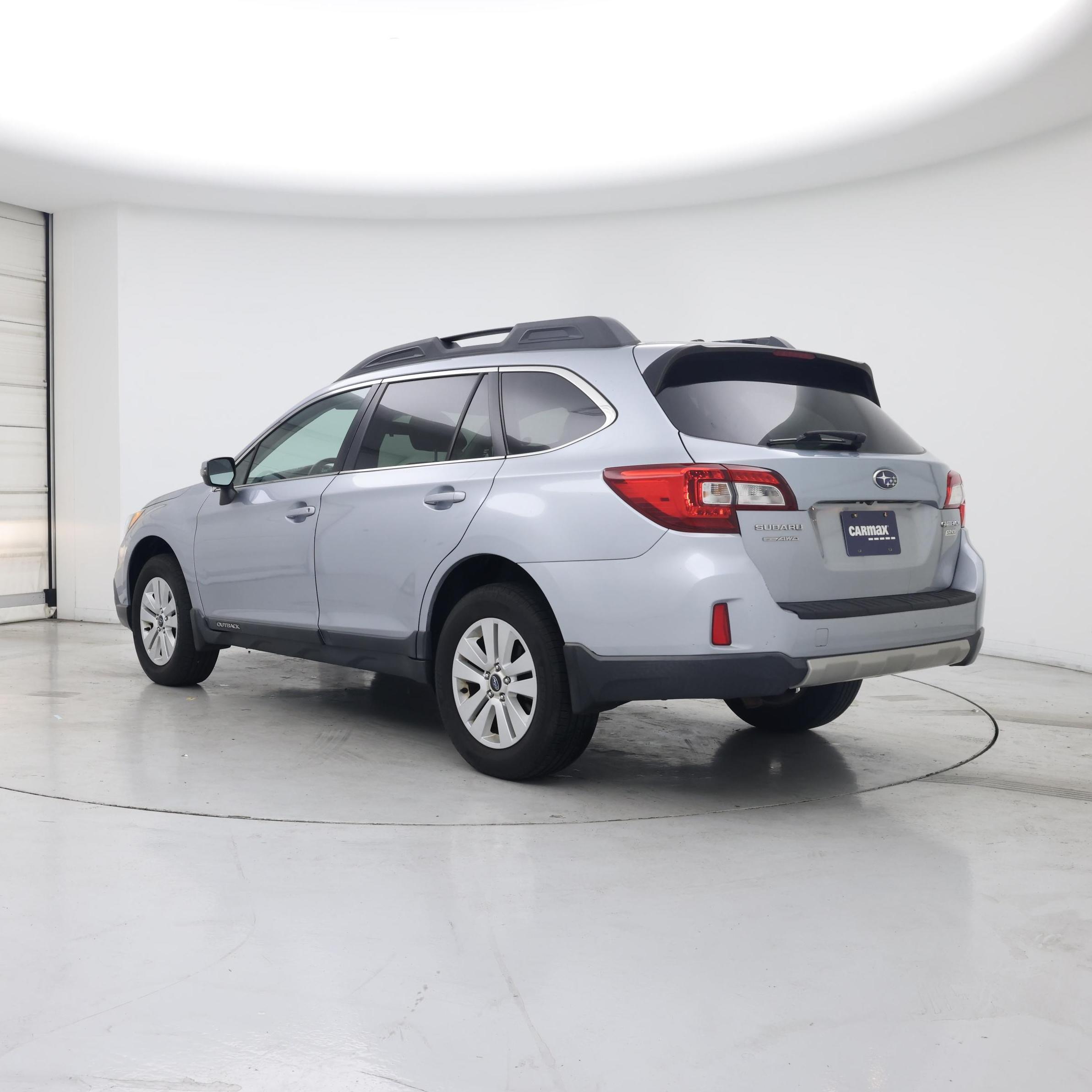 Thumbnail: 2015 Subaru Outback - 2