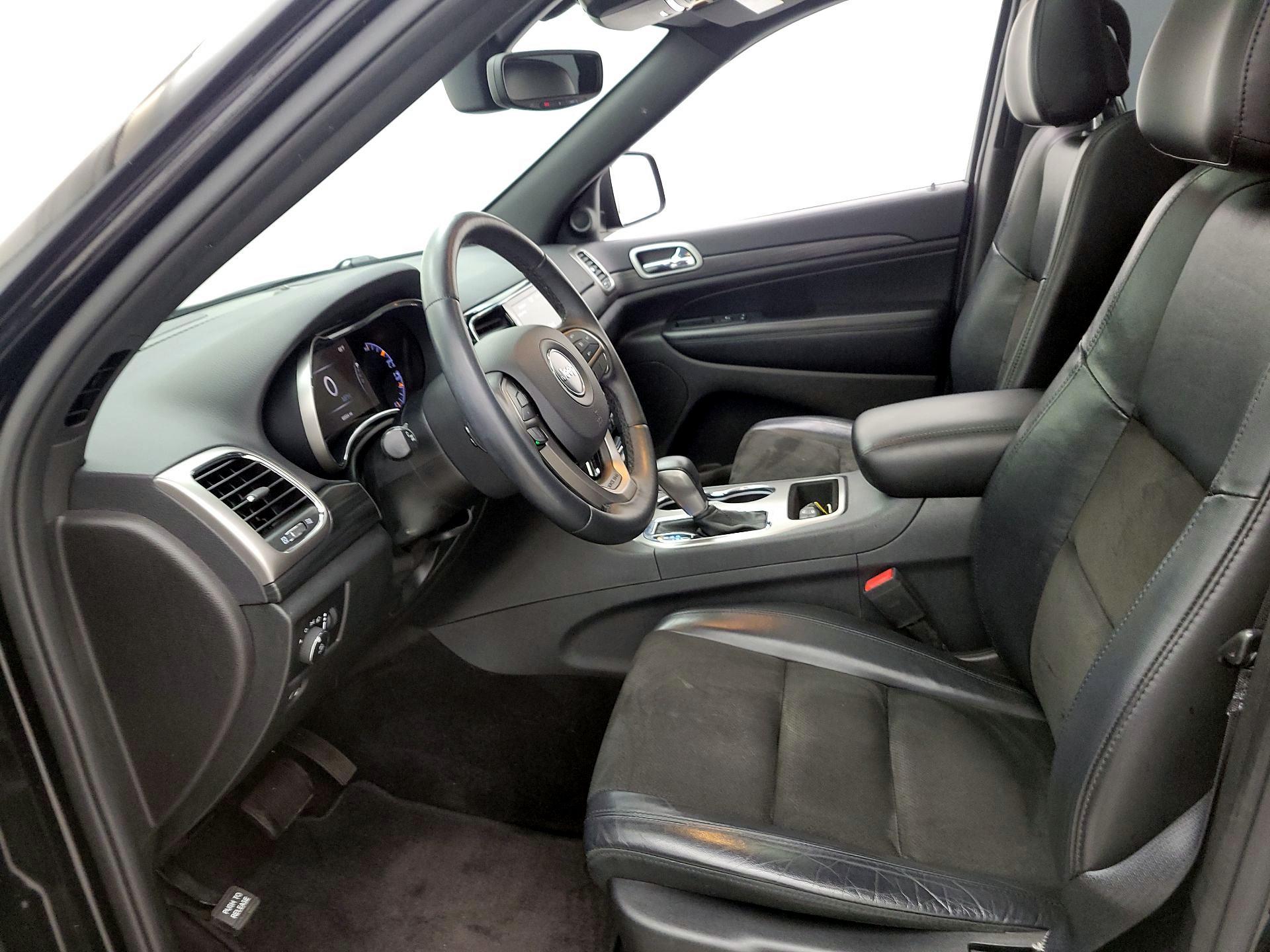 Thumbnail: 2019 Jeep Grand Cherokee - 11