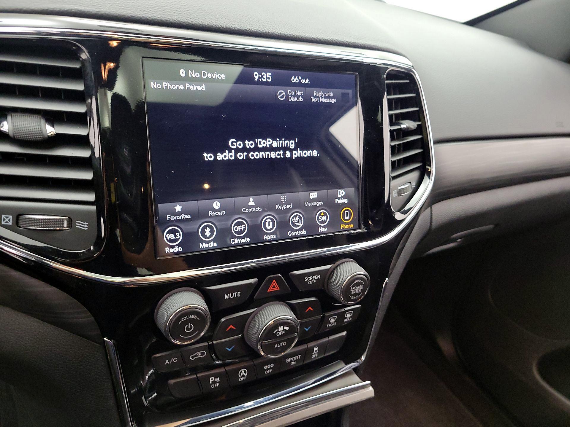 Thumbnail: 2019 Jeep Grand Cherokee - 16