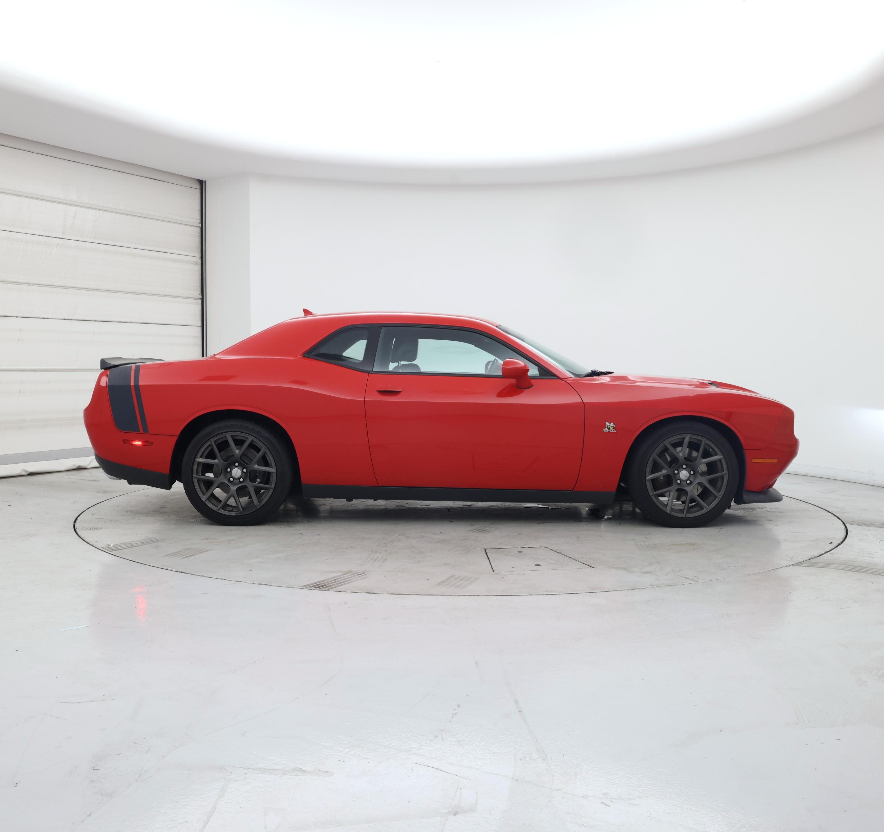 Thumbnail: 2016 Dodge Challenger - 7