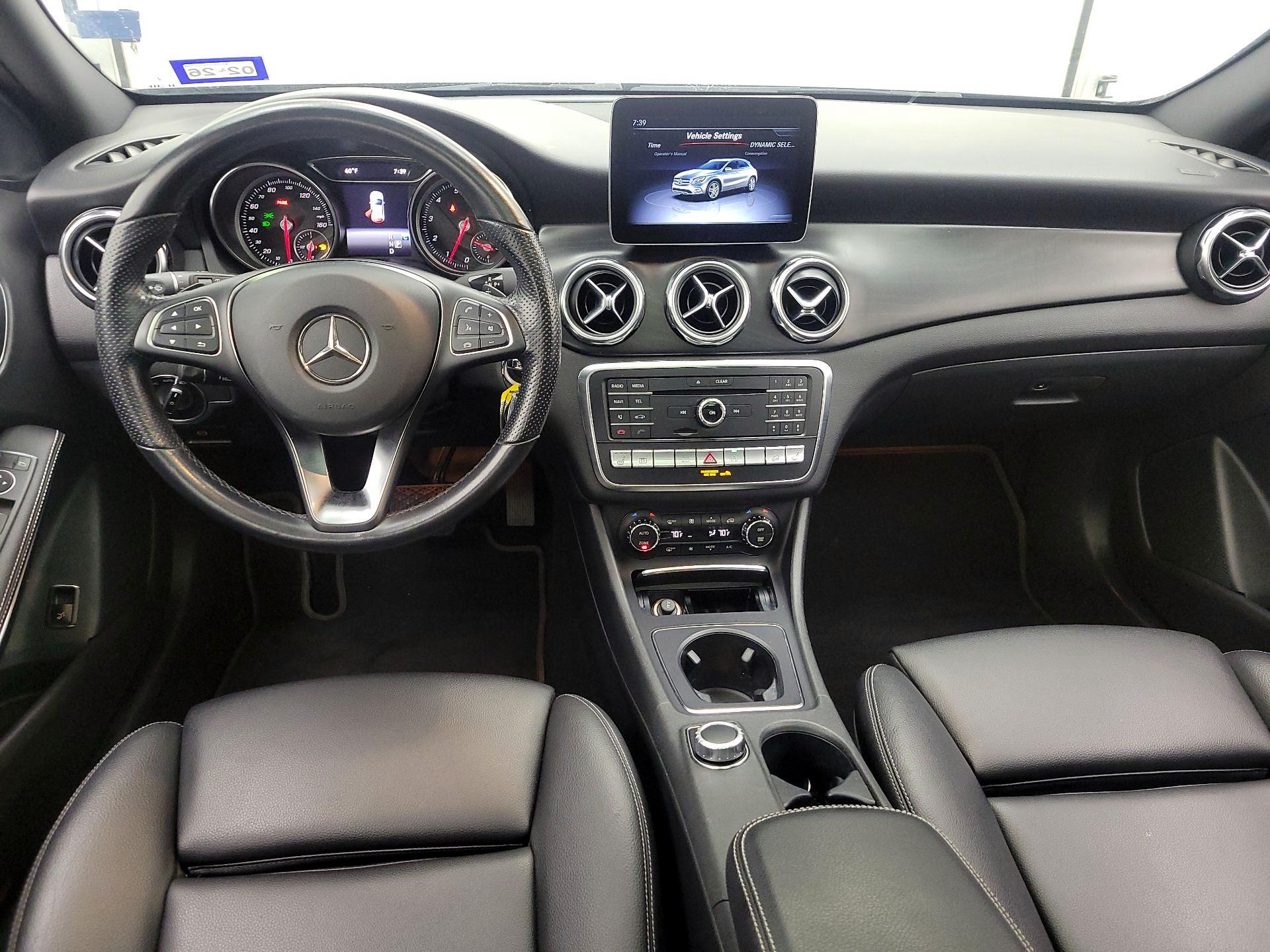Thumbnail: 2019 Mercedes-Benz E-Class - 9