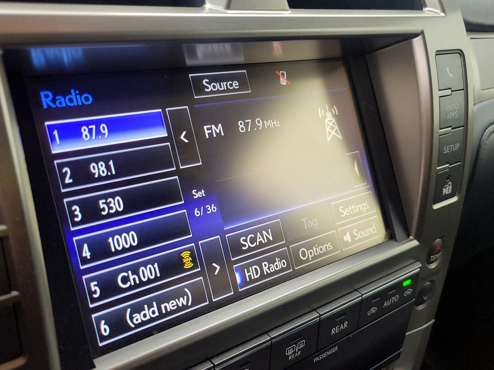 Thumbnail: 2019 Lexus GX - 16