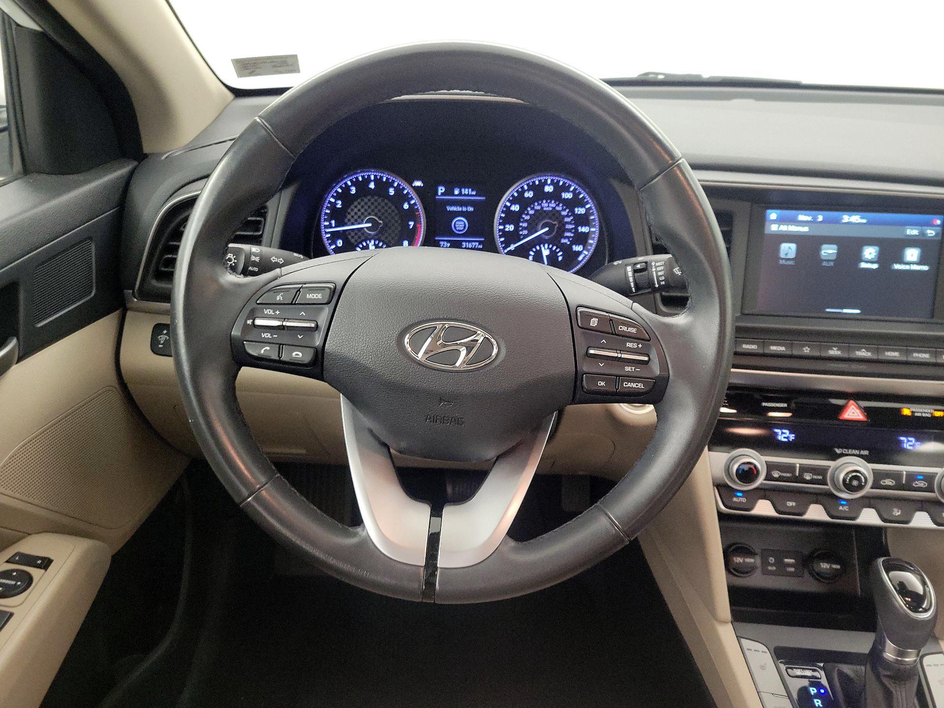 Thumbnail: 2020 Hyundai Elantra - 10