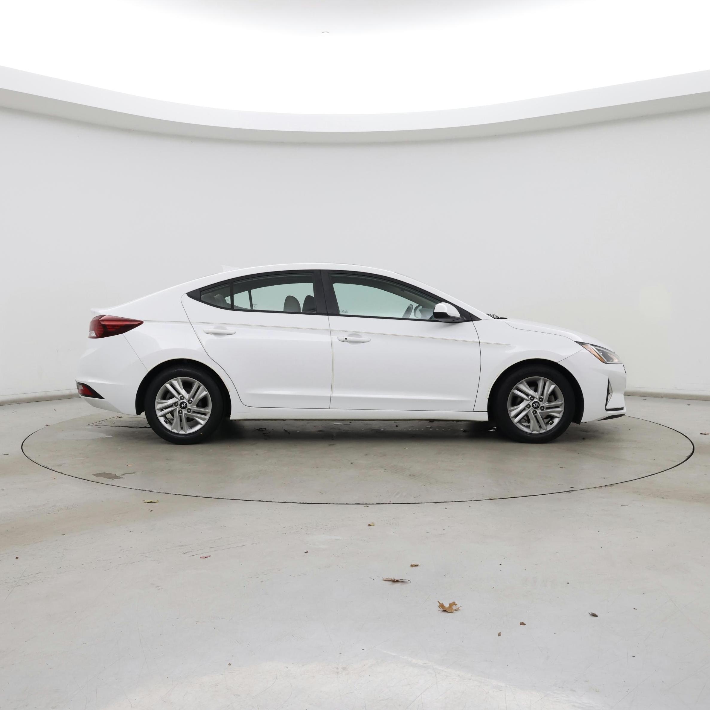 Thumbnail: 2020 Hyundai Elantra - 7