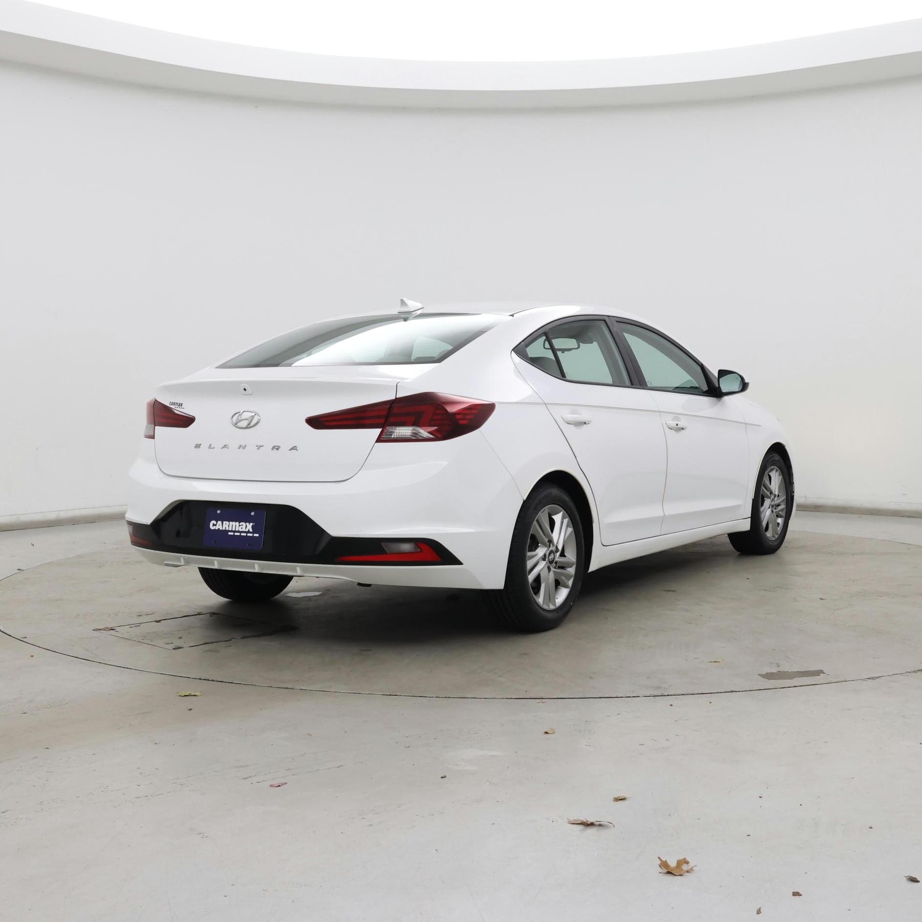 Thumbnail: 2020 Hyundai Elantra - 8