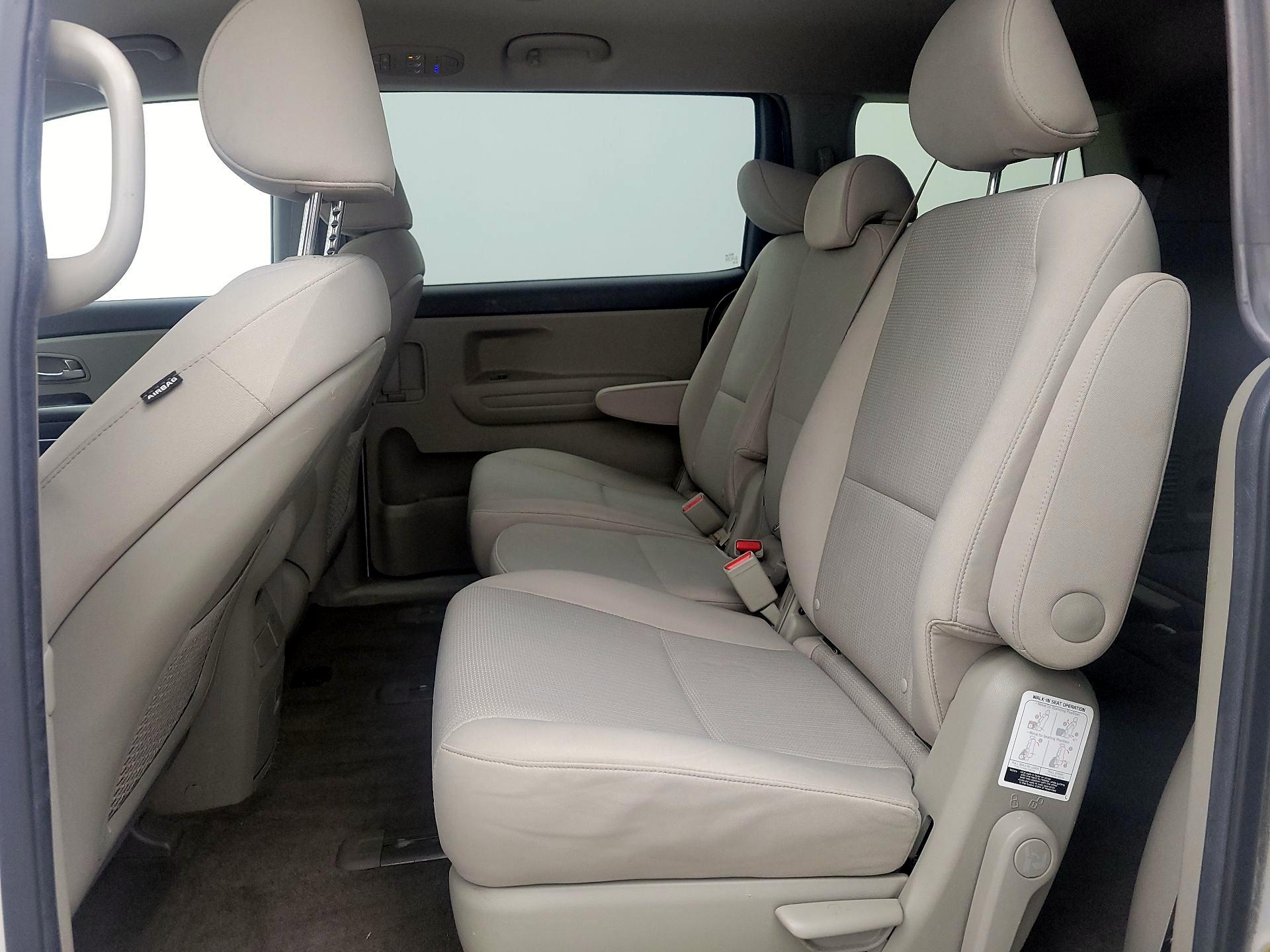 Thumbnail: 2019 Kia Sedona - 18