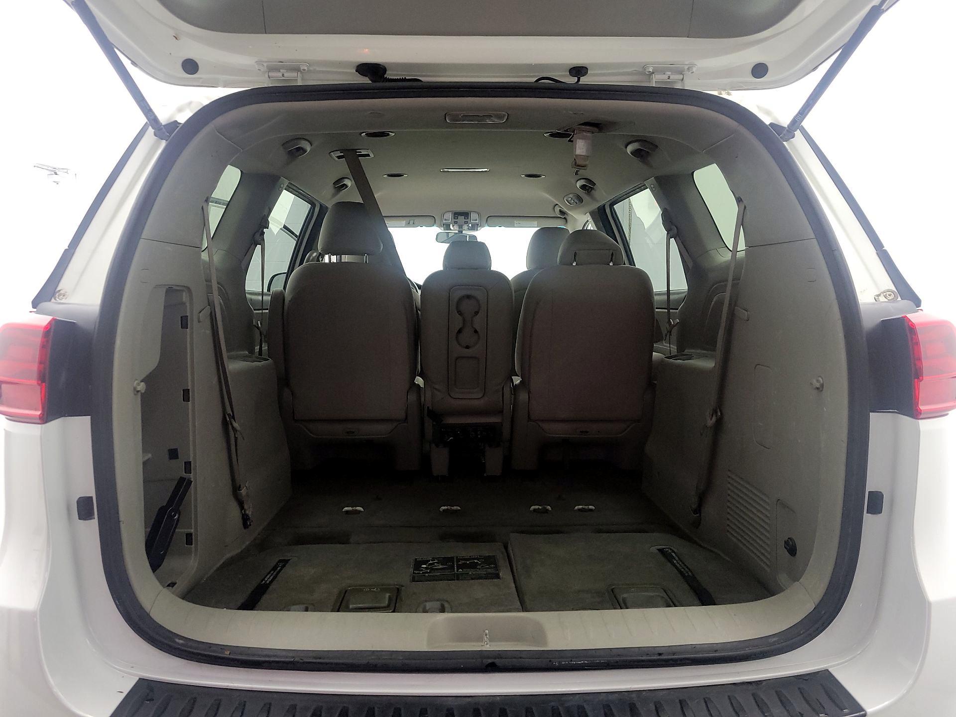 Thumbnail: 2019 Kia Sedona - 19