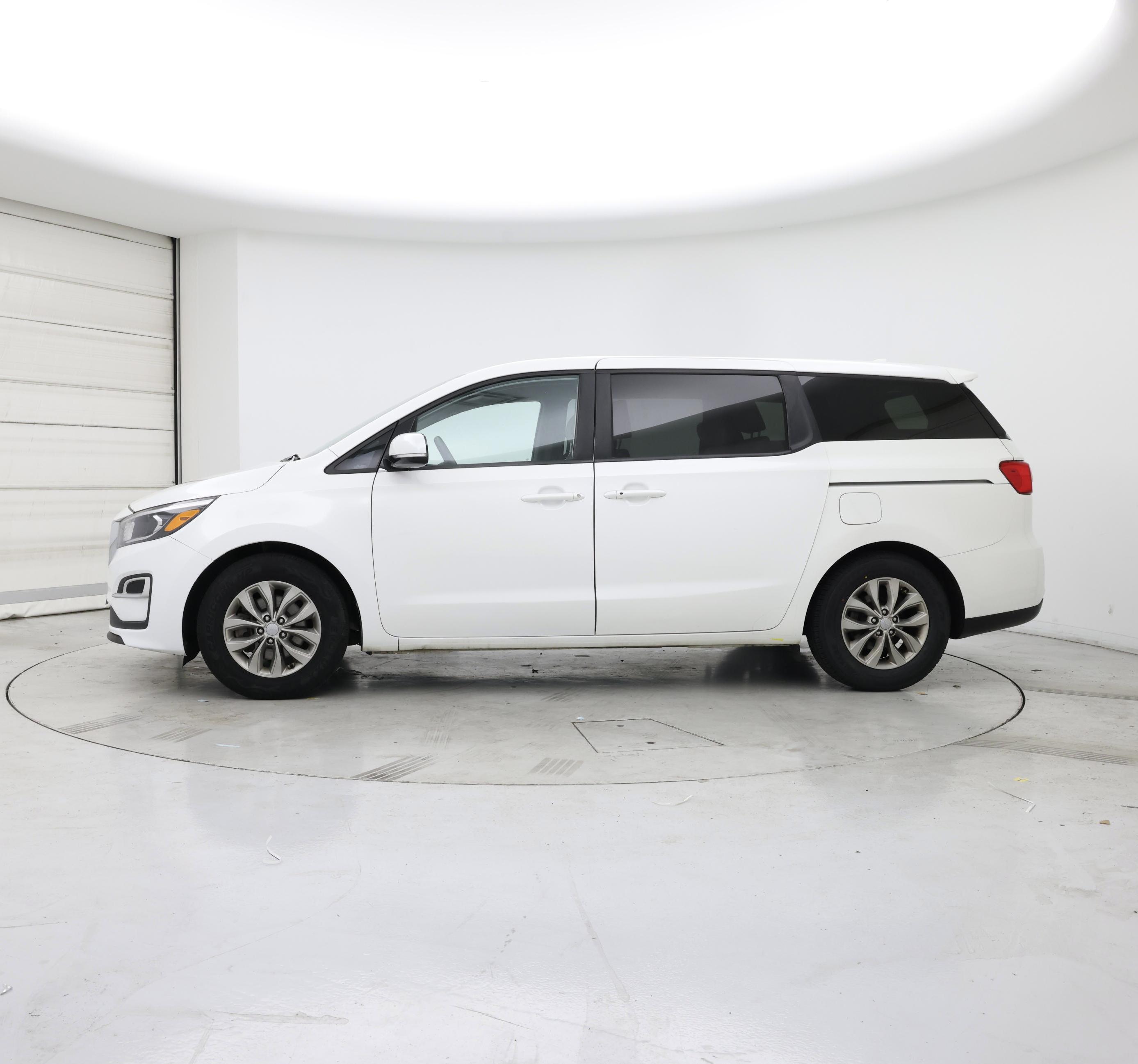 Thumbnail: 2019 Kia Sedona - 3