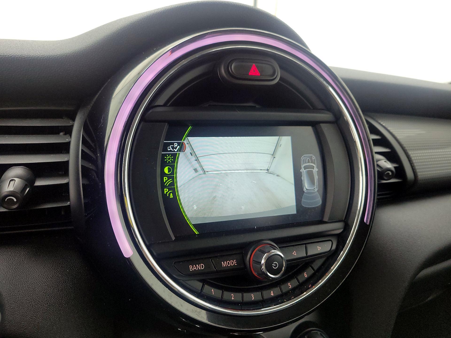 Thumbnail: 2017 MINI Cooper Hardtop - 14