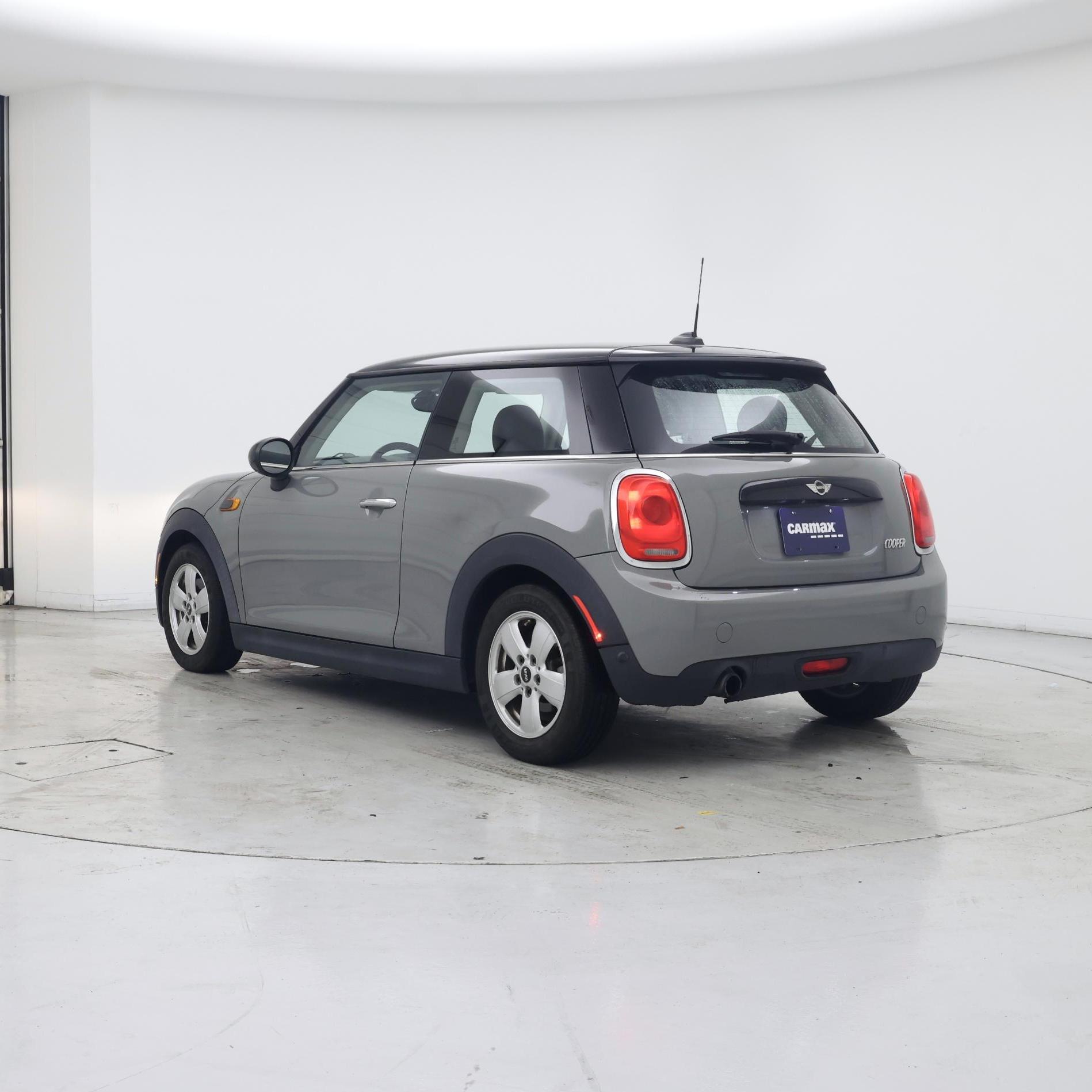 Thumbnail: 2017 MINI Cooper Hardtop - 2