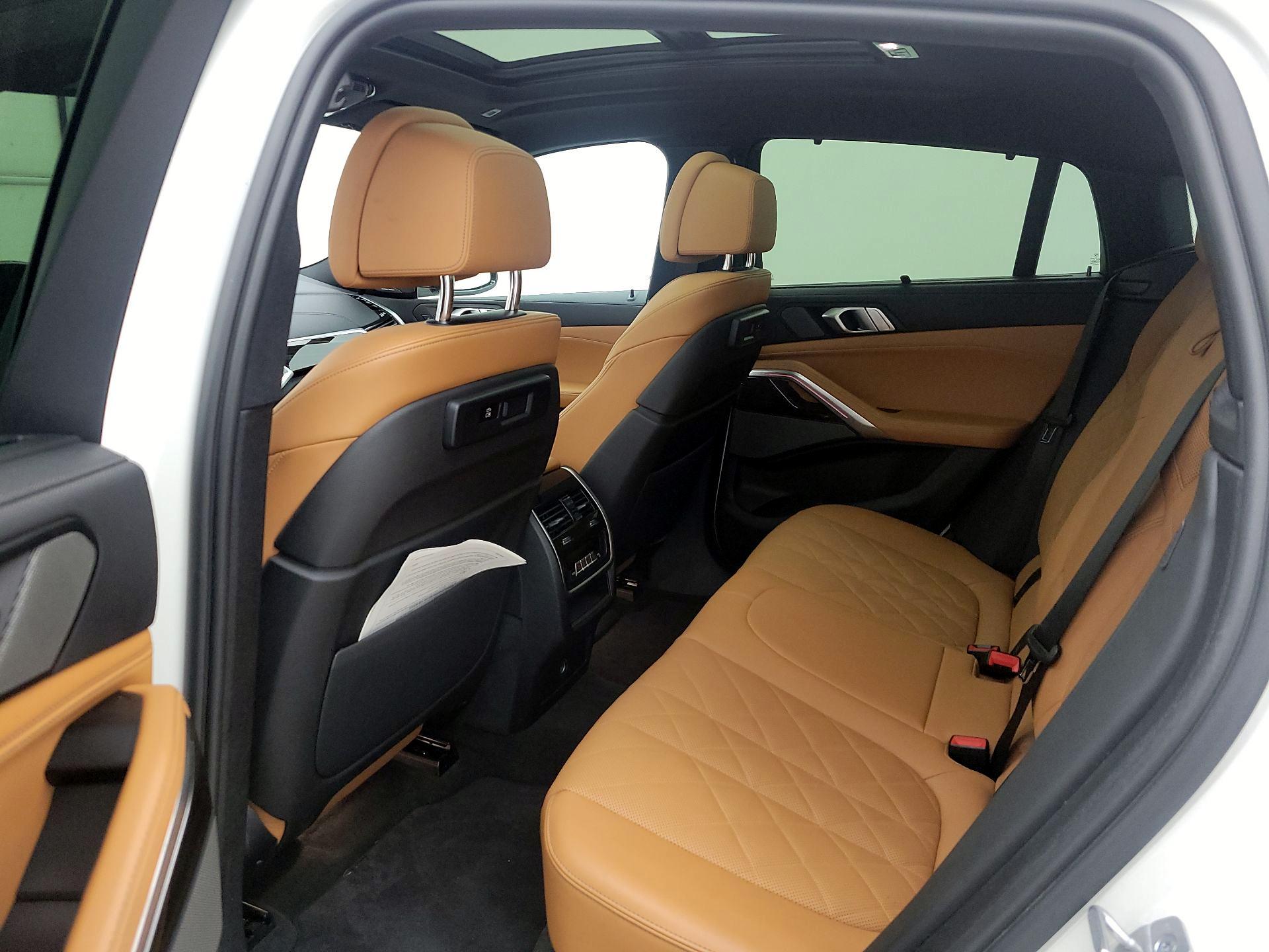 Thumbnail: 2023 BMW X6 - 20