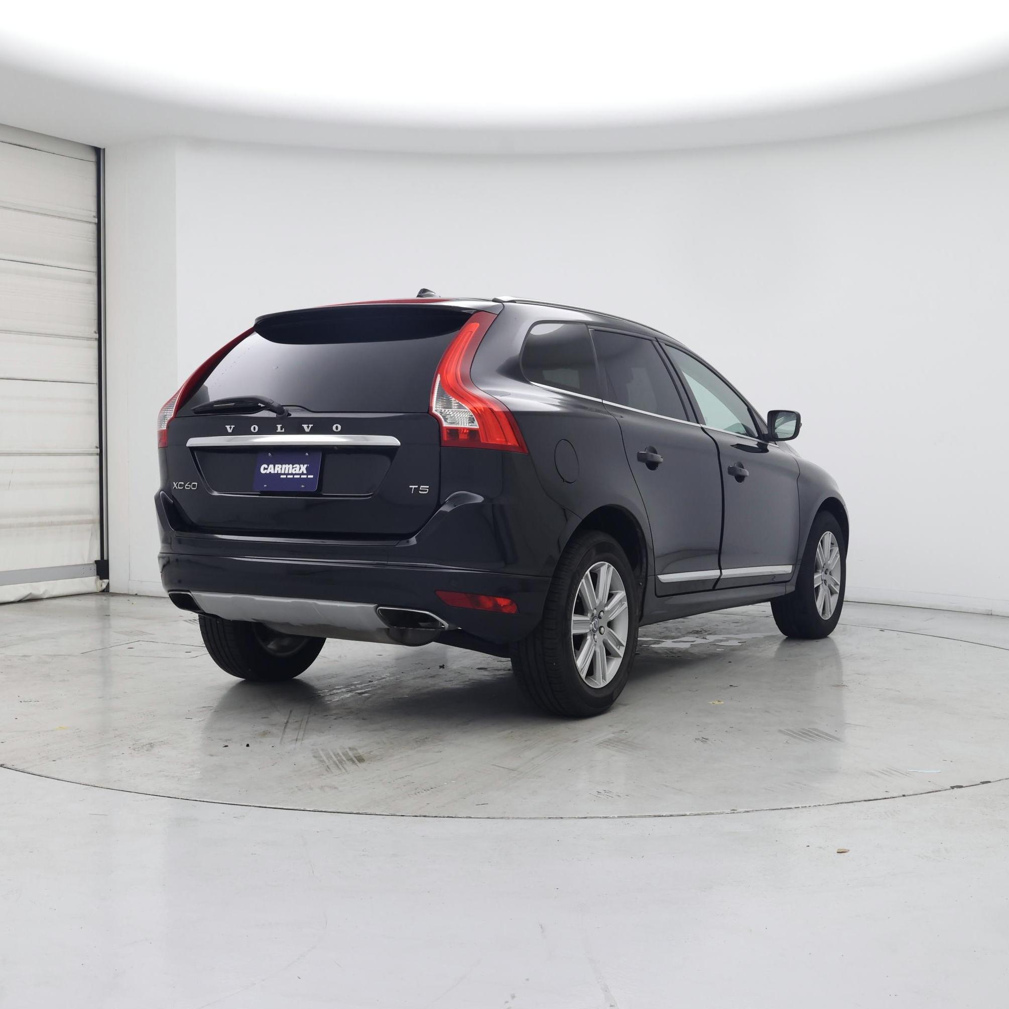 Thumbnail: 2016 Volvo XC60 - 8