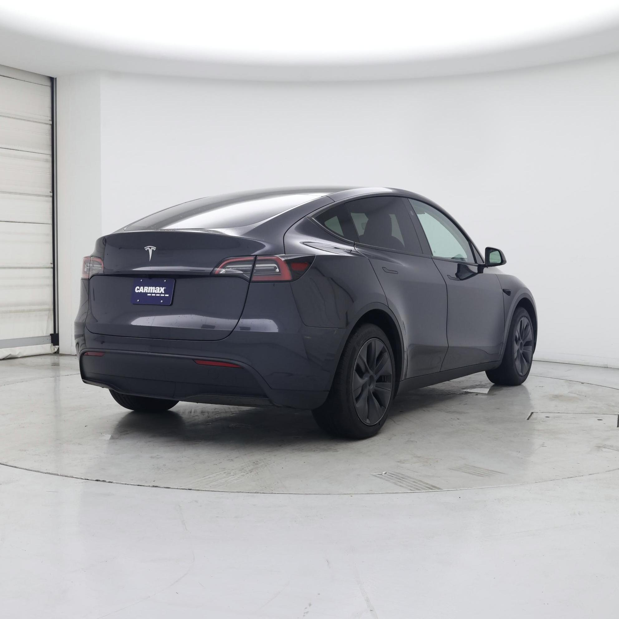 Thumbnail: 2025 Tesla Model Y - 8