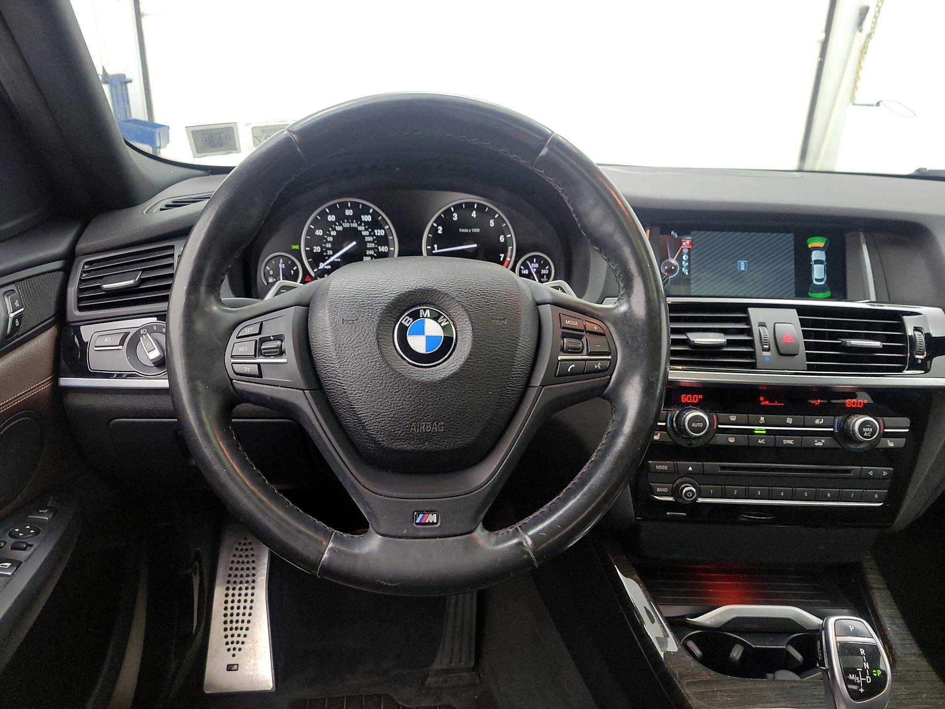 Thumbnail: 2016 BMW X4 - 10