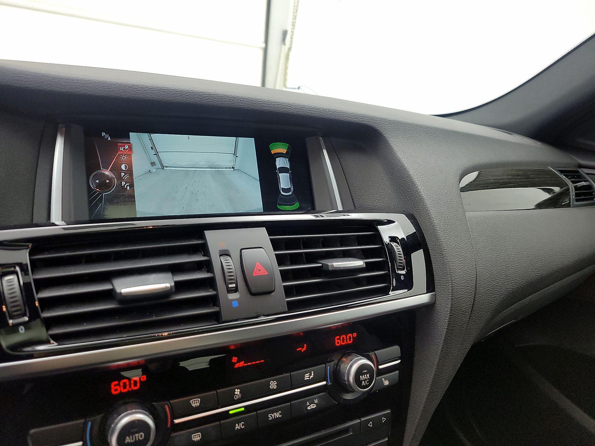 Thumbnail: 2016 BMW X4 - 14