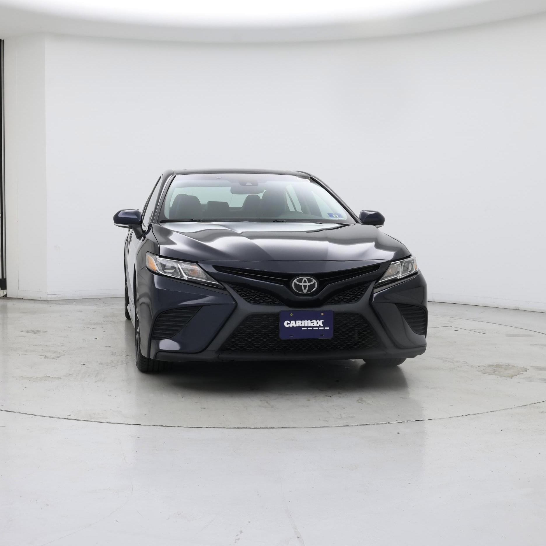 Thumbnail: 2018 Toyota Camry - 5