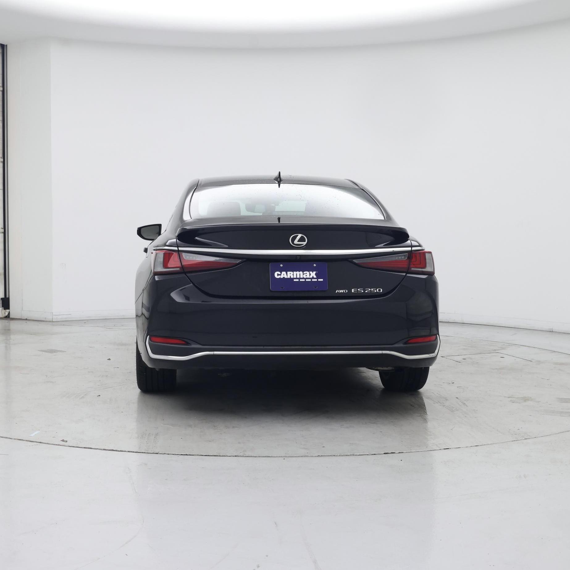 Thumbnail: 2021 Lexus ES - 6