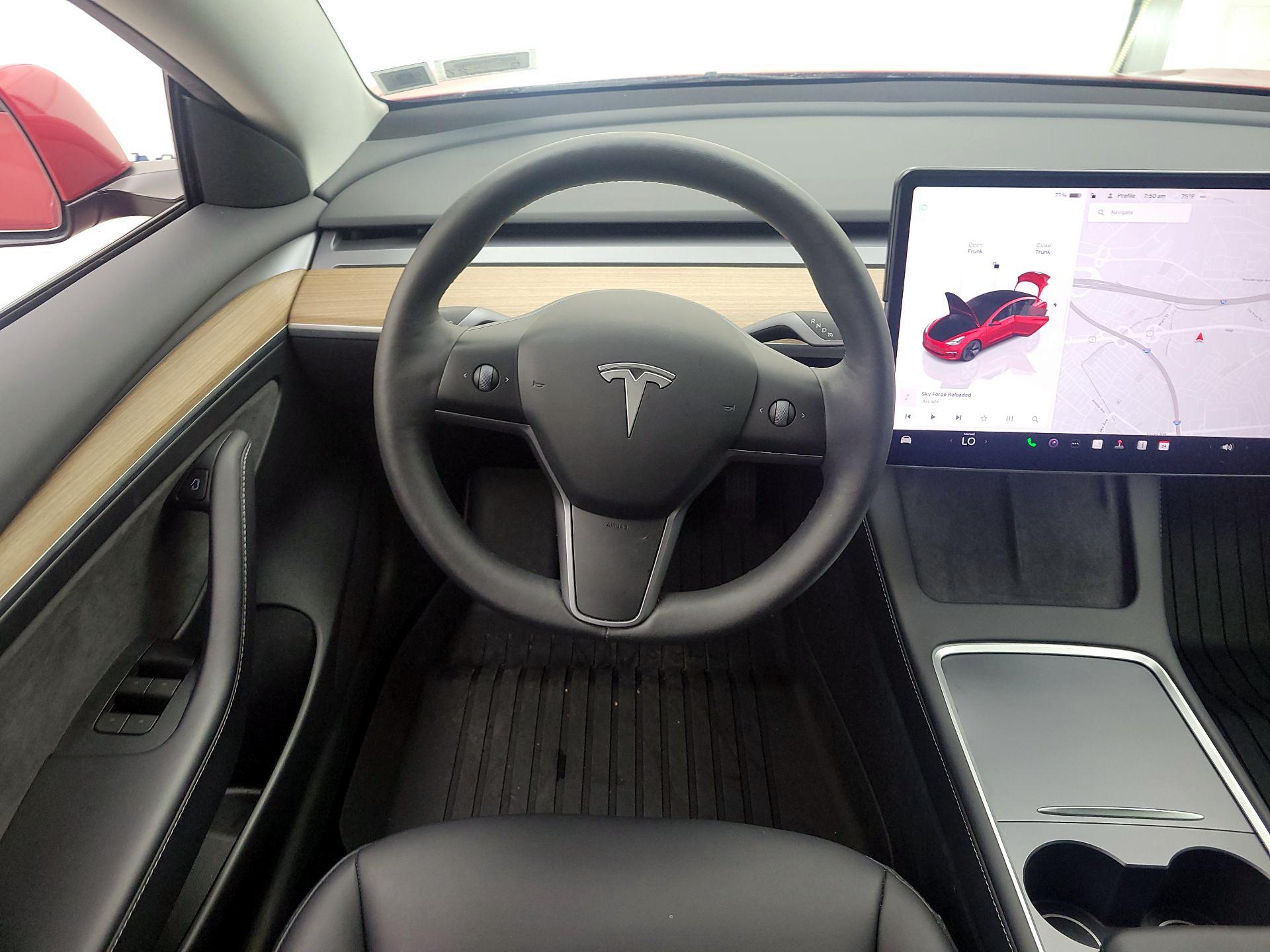 Thumbnail: 2023 Tesla Model 3 - 10