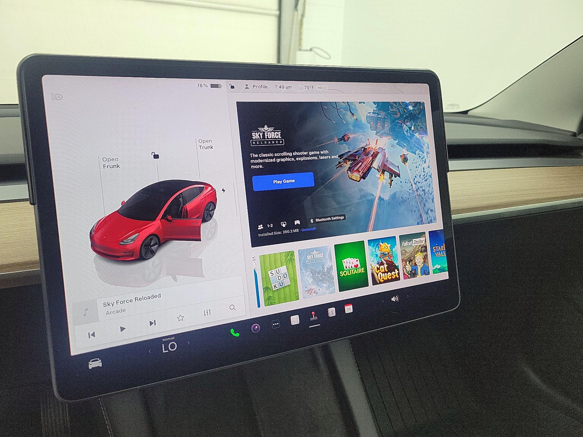 Thumbnail: 2023 Tesla Model 3 - 15
