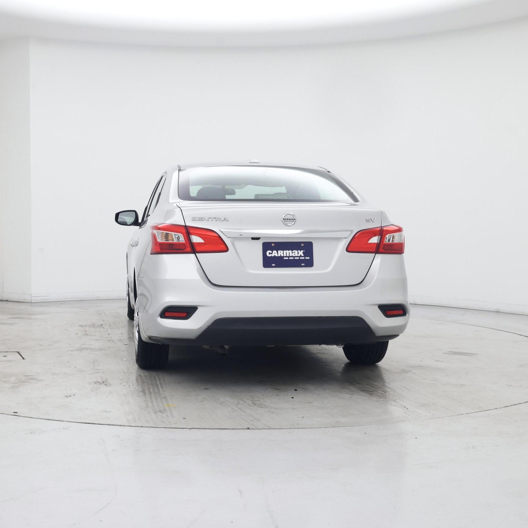 Thumbnail: 2017 Nissan Sentra - 6