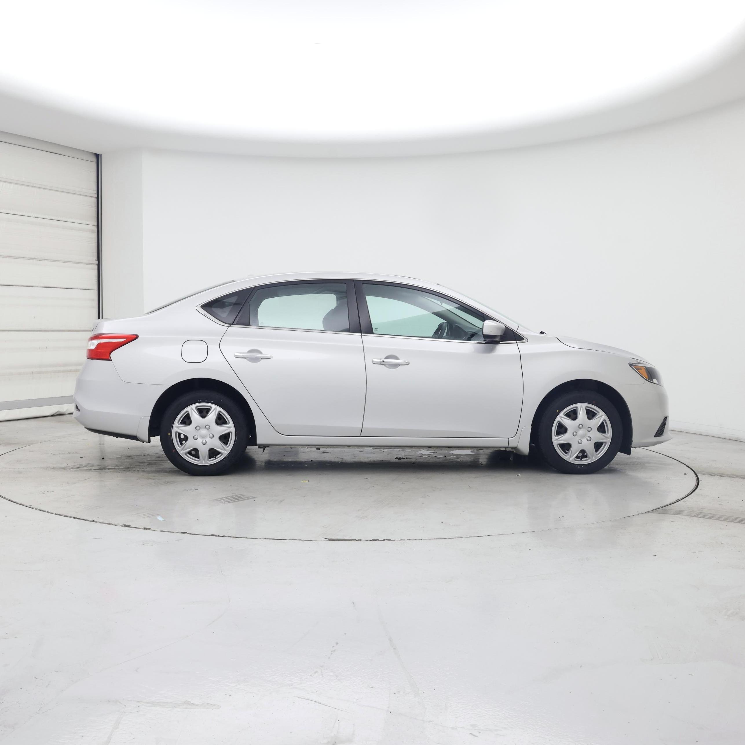 Thumbnail: 2017 Nissan Sentra - 7