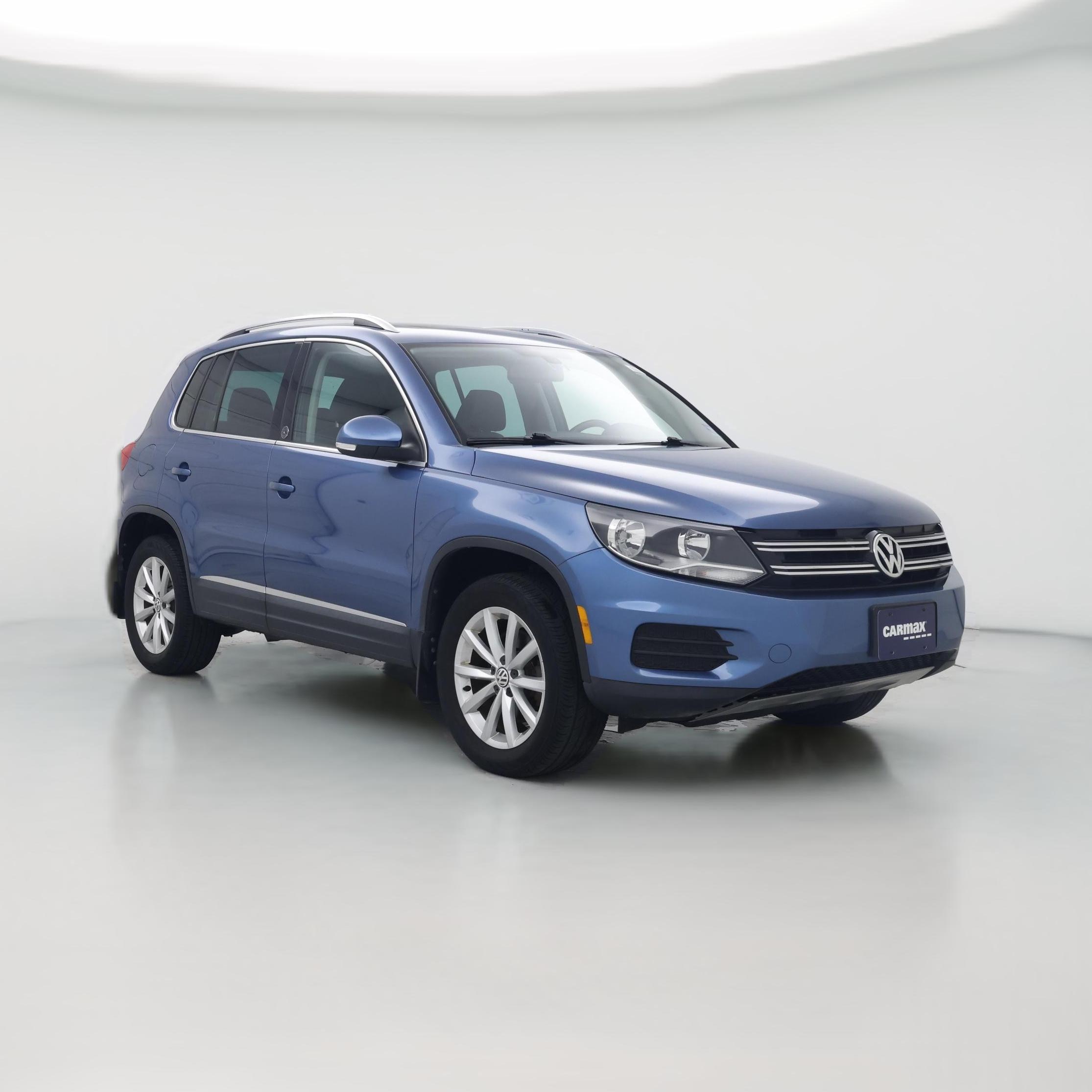 Thumbnail: 2017 Volkswagen Tiguan - 1