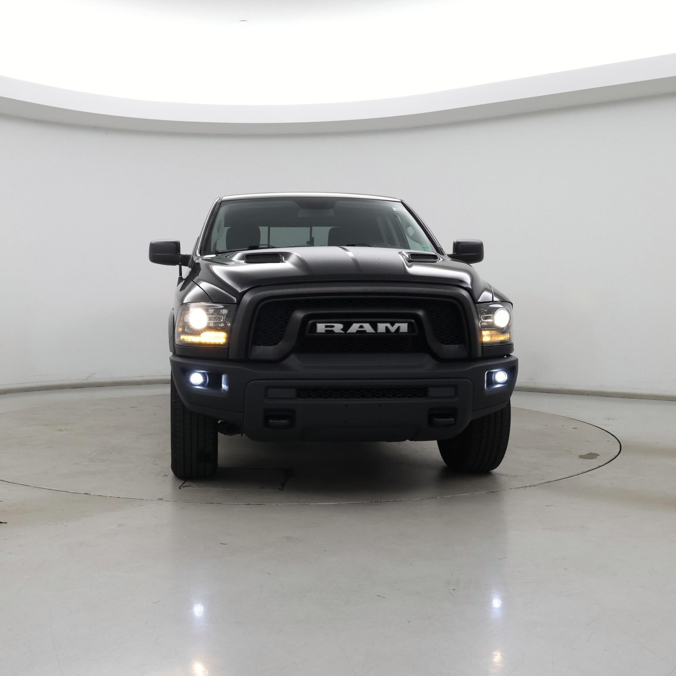 Thumbnail: 2019 RAM 1500 Classic - 5