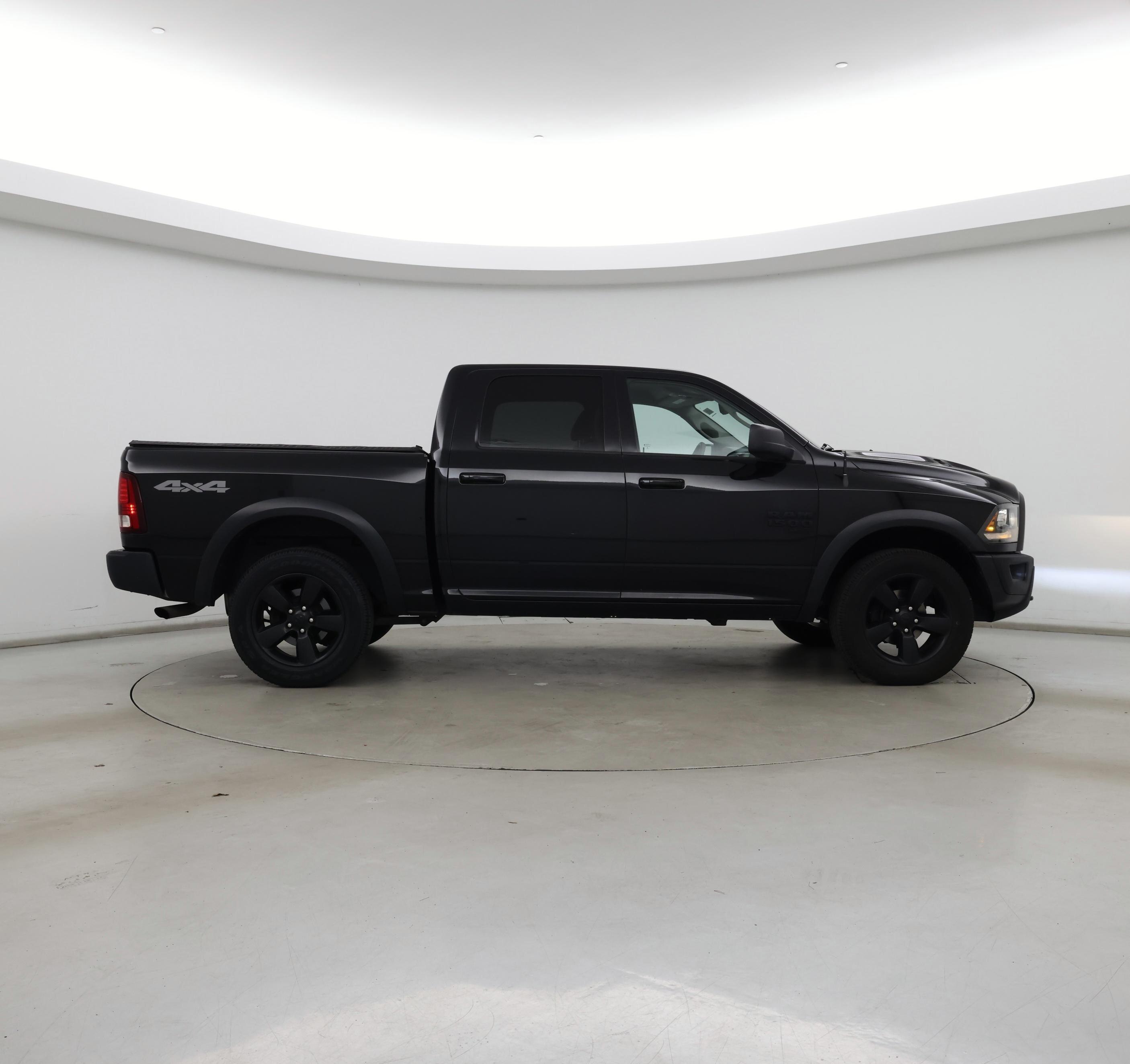 Thumbnail: 2019 RAM 1500 Classic - 7