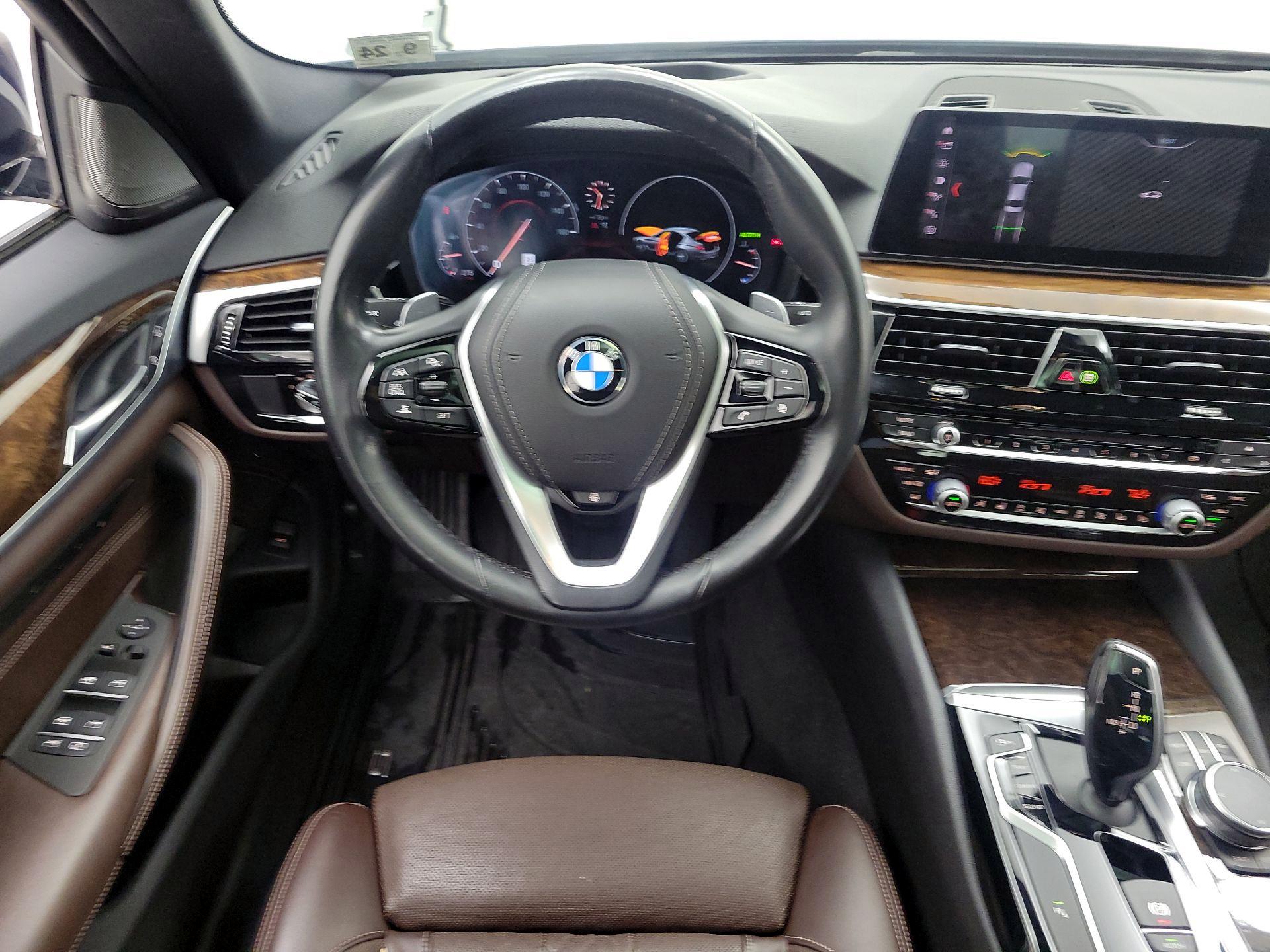 Thumbnail: 2019 BMW 5 Series - 10