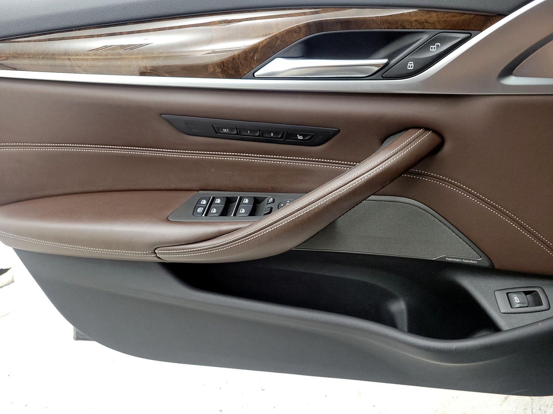 Thumbnail: 2019 BMW 5 Series - 12