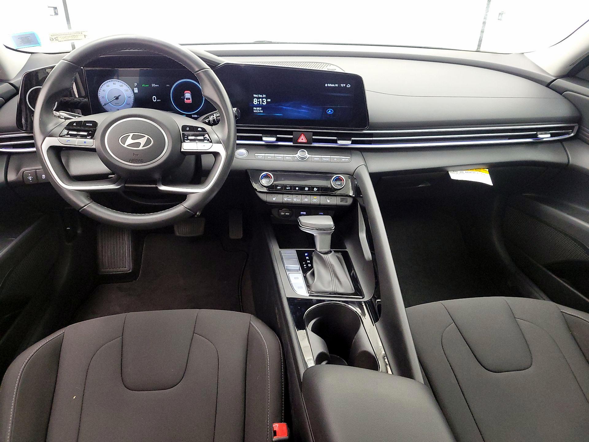 Thumbnail: 2024 Hyundai Elantra - 9