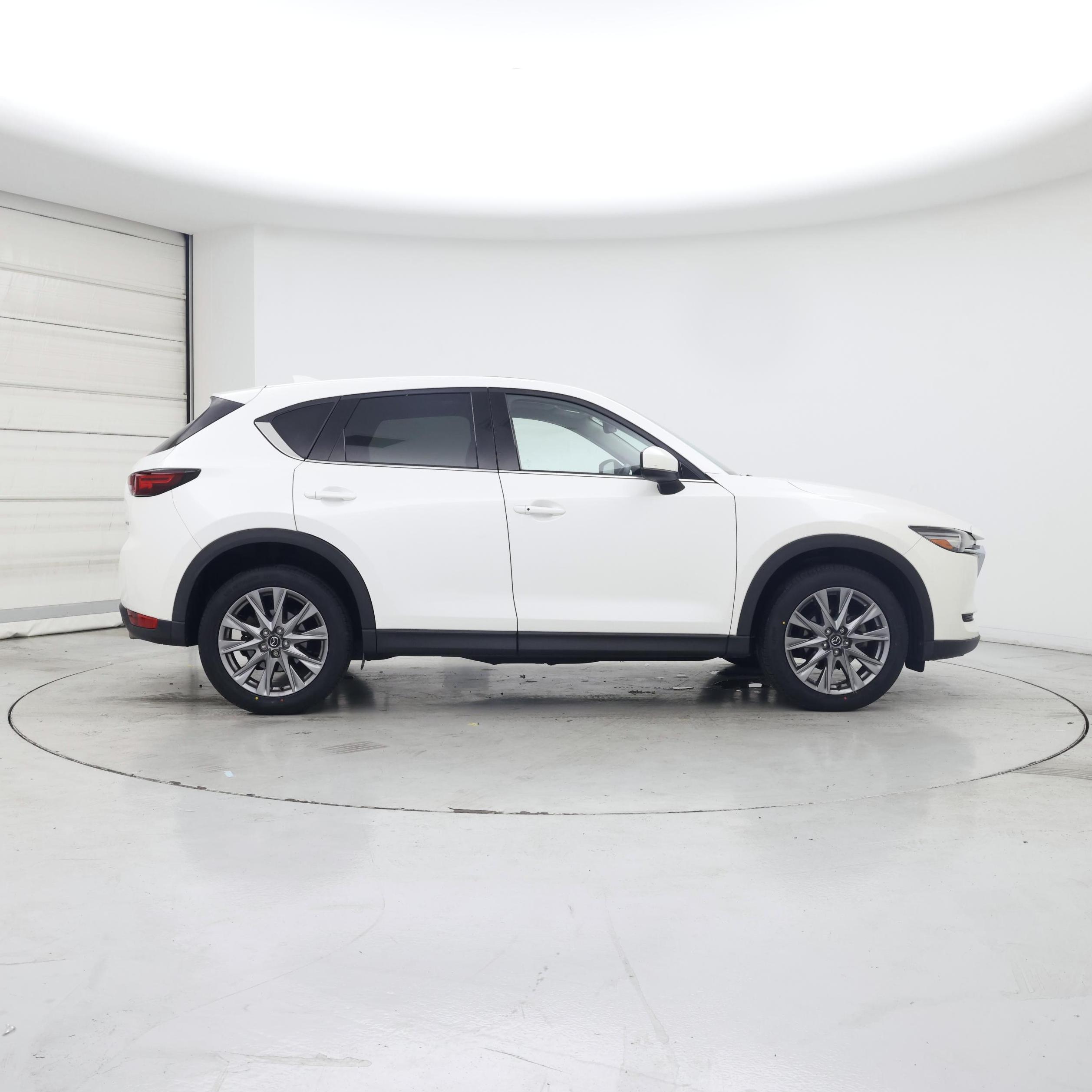 Thumbnail: 2021 Mazda CX-5 - 7