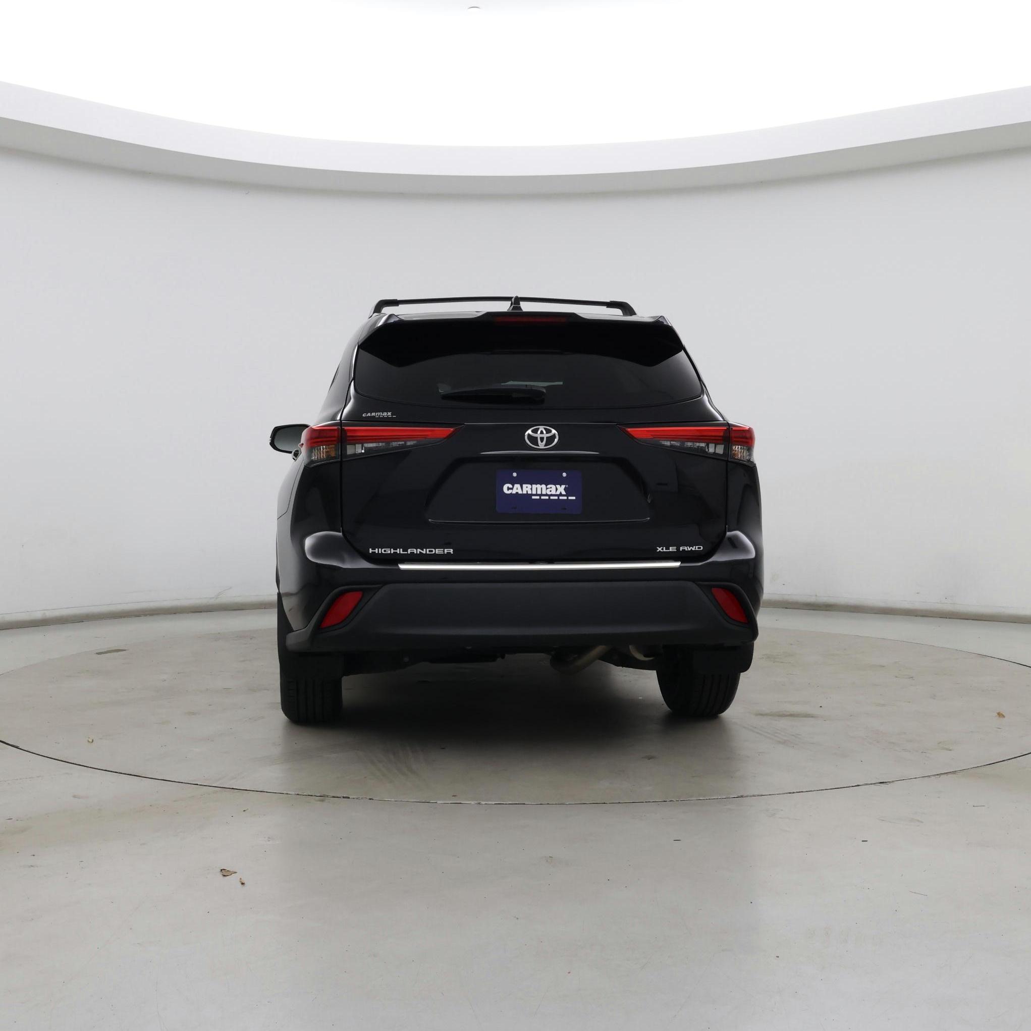Thumbnail: 2023 Toyota Highlander - 6