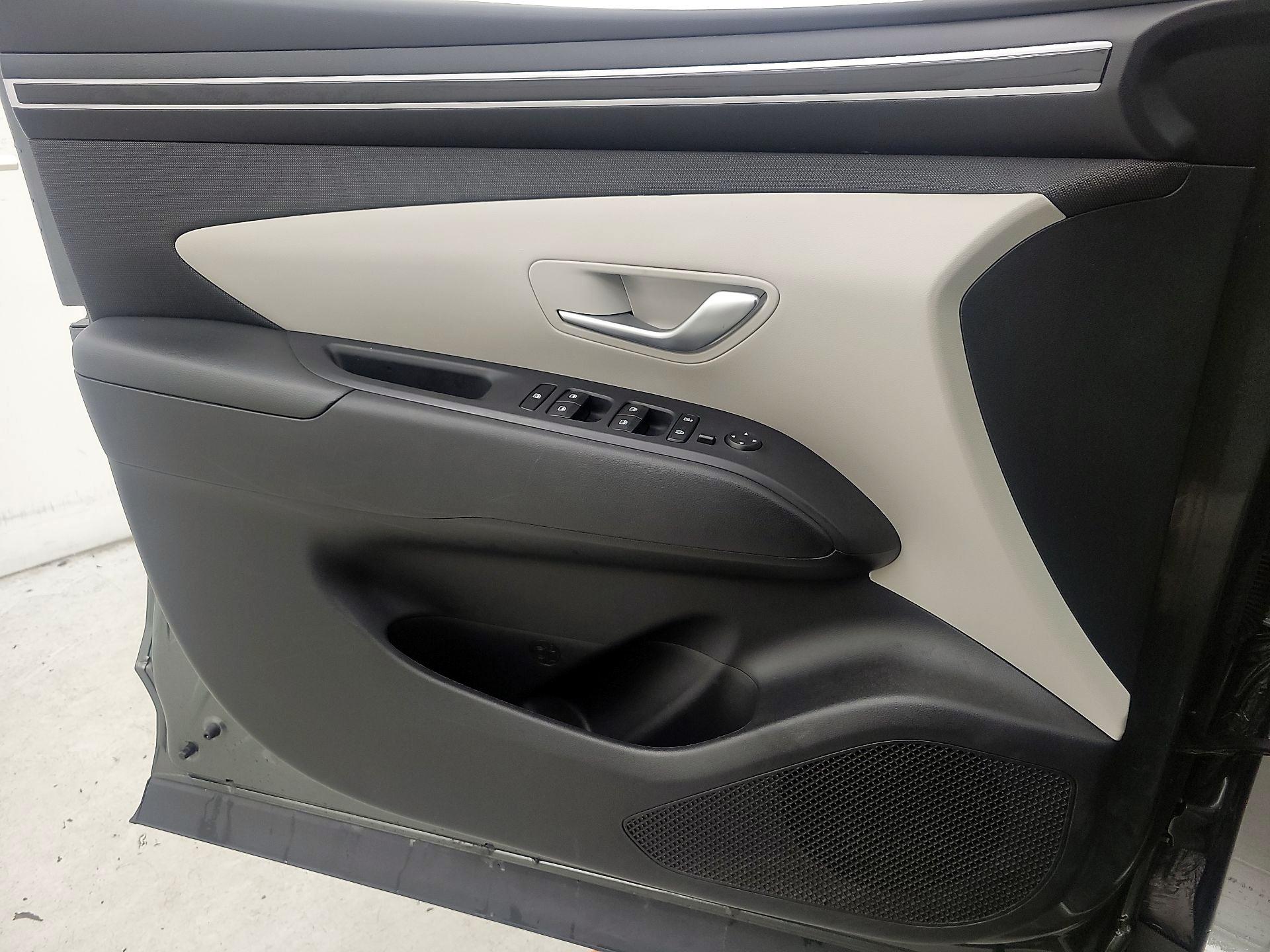 Thumbnail: 2023 Hyundai Tucson - 12