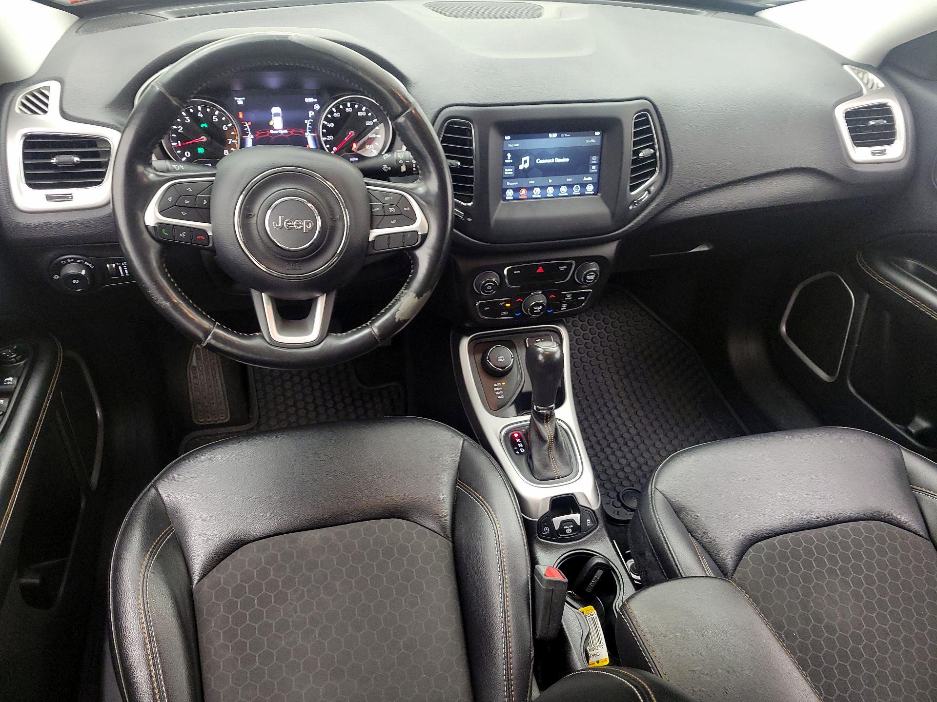 Thumbnail: 2019 Jeep Compass - 9
