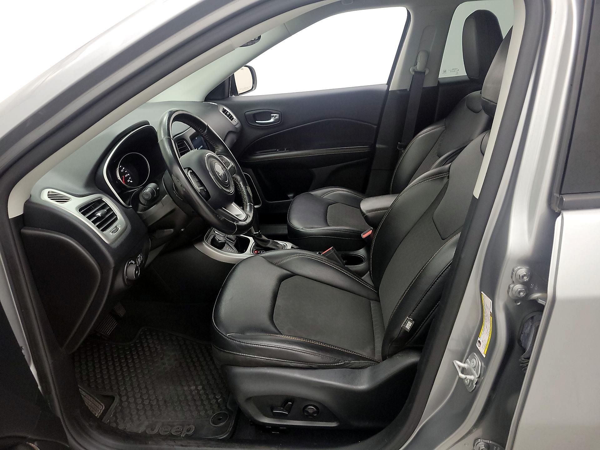 Thumbnail: 2019 Jeep Compass - 11