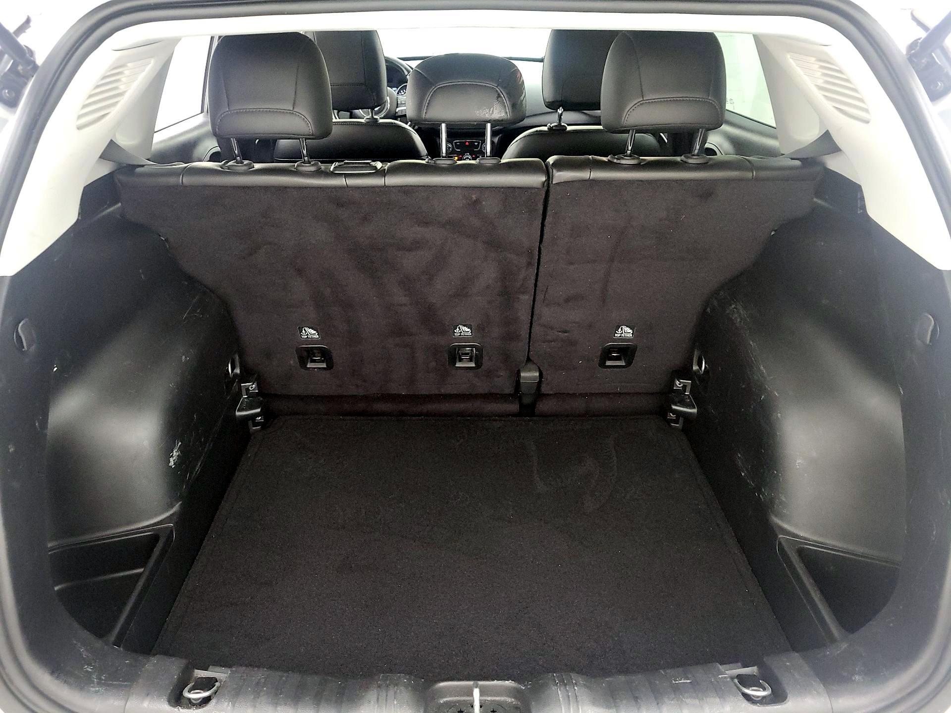 Thumbnail: 2019 Jeep Compass - 20