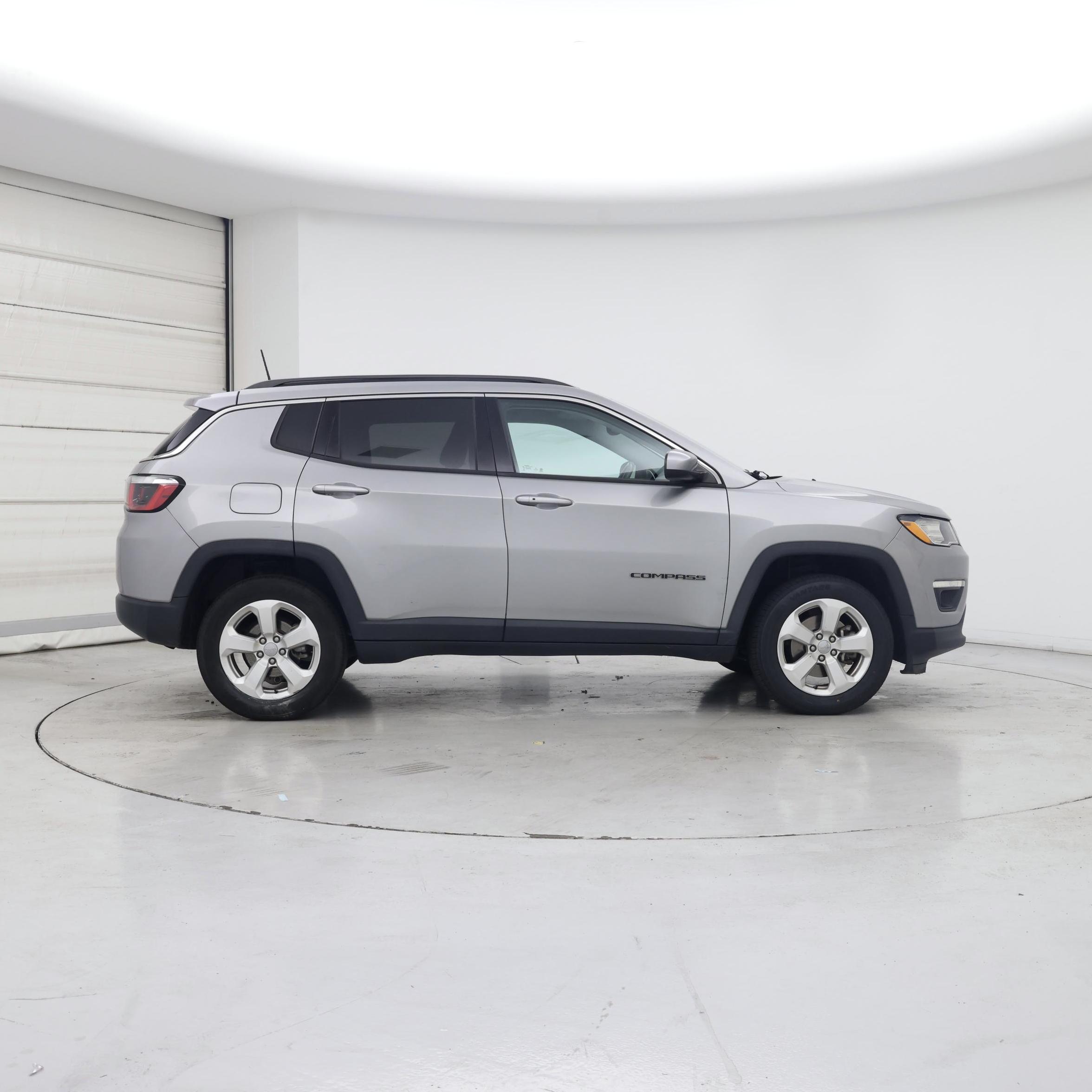 Thumbnail: 2019 Jeep Compass - 7