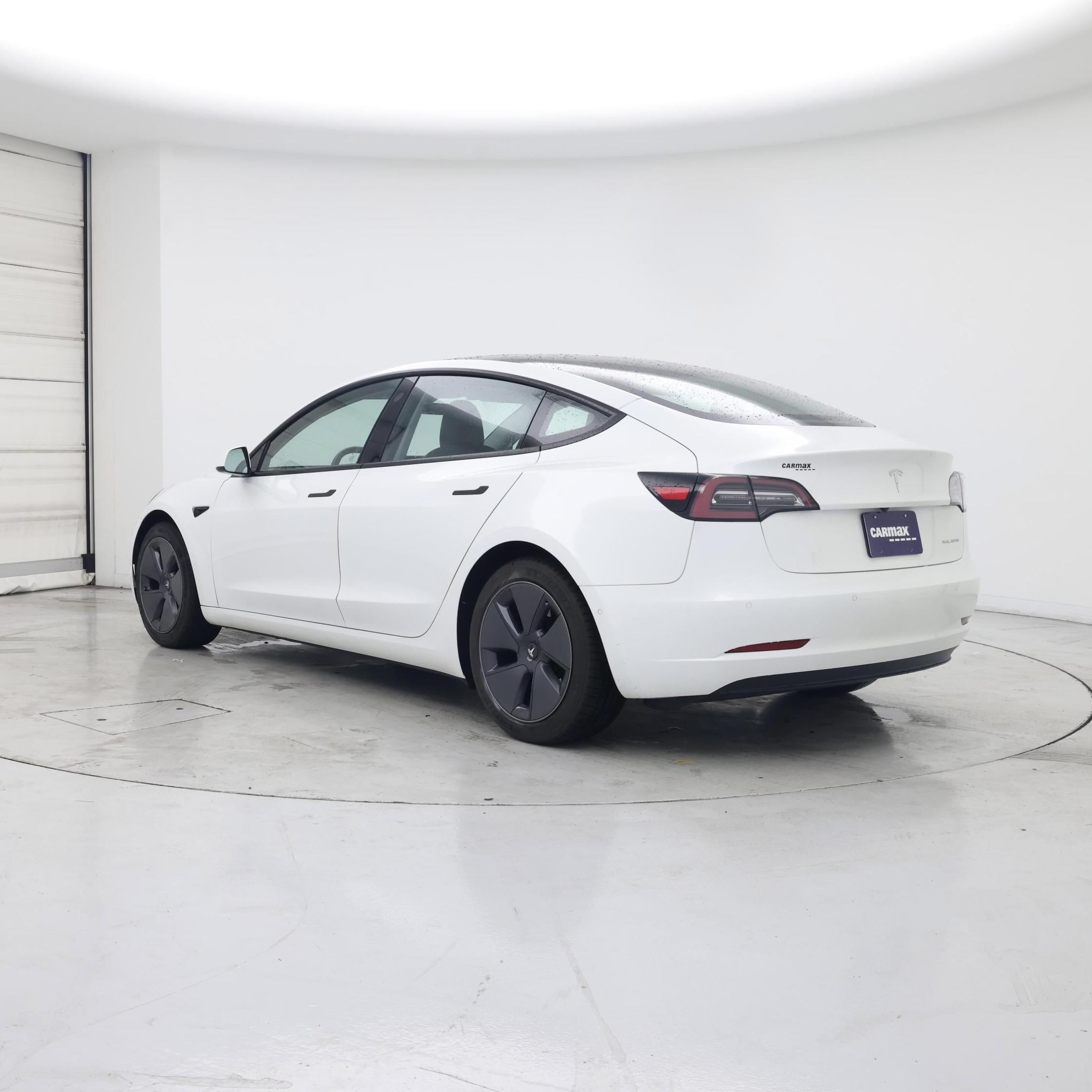 Thumbnail: 2022 Tesla Model 3 - 2