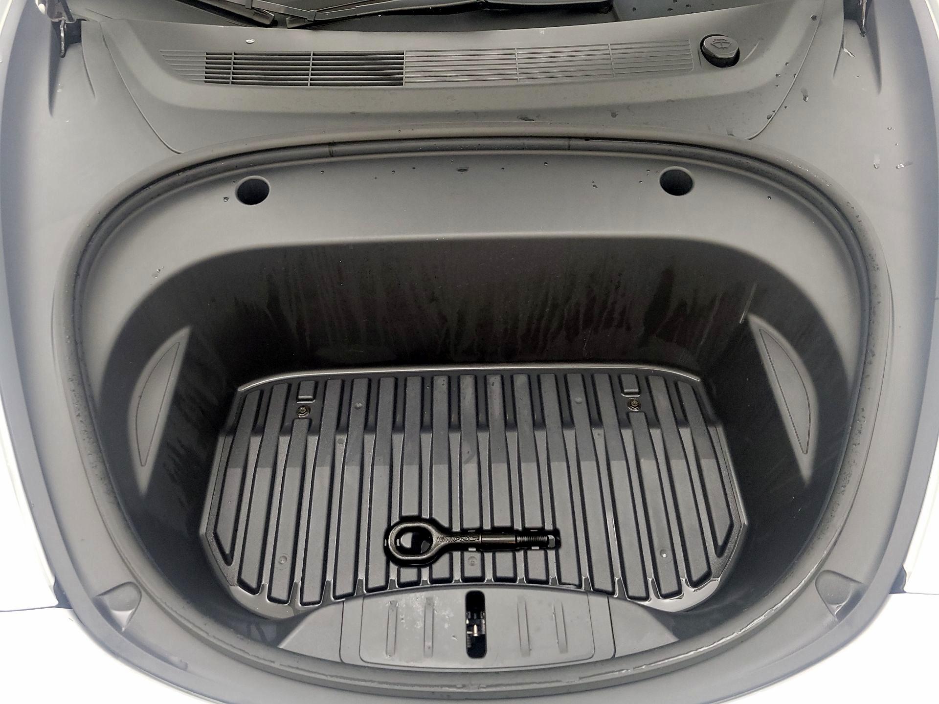Thumbnail: 2022 Tesla Model 3 - 20
